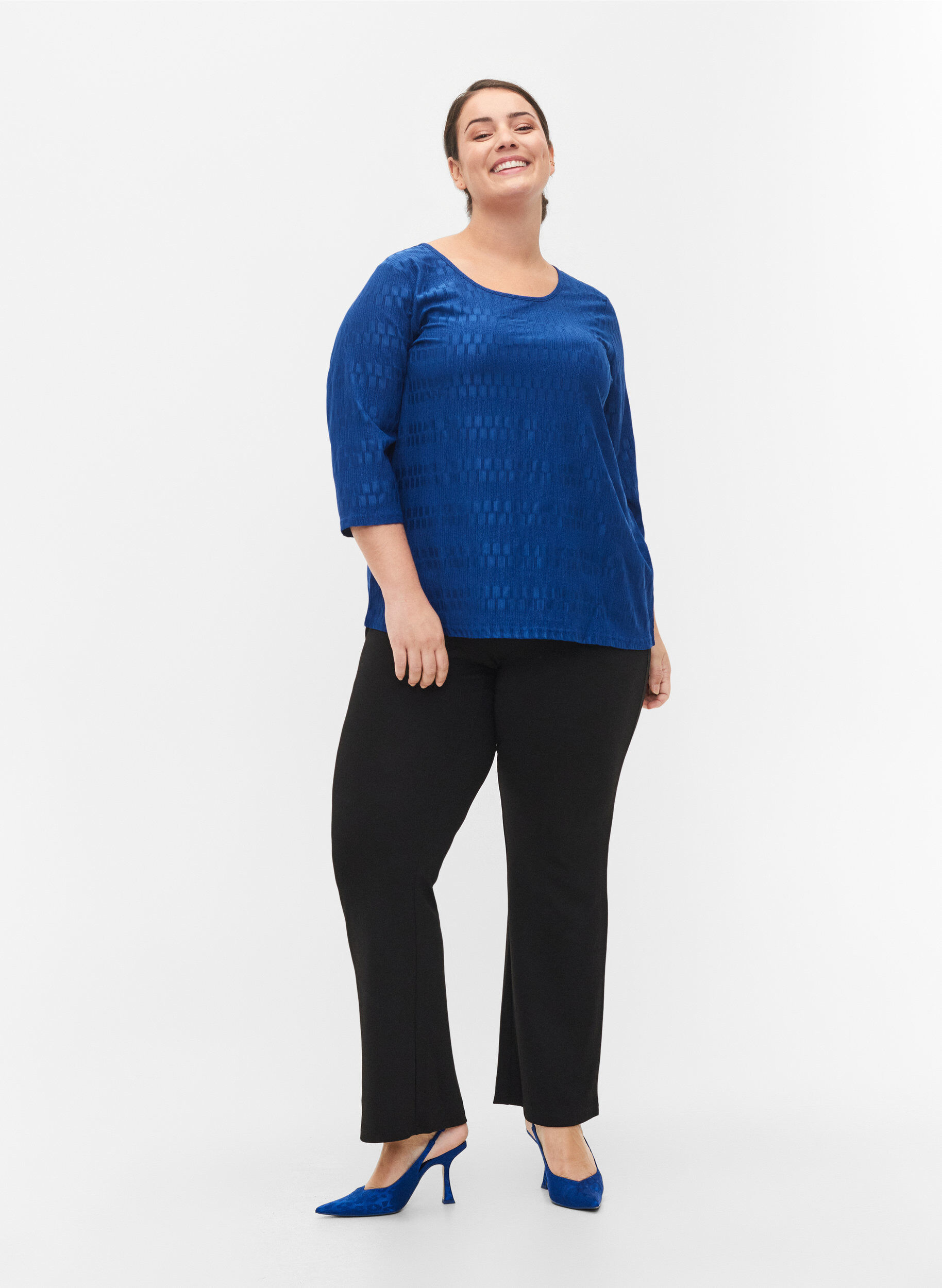 Zizzi Gemusterte Bluse mit 3/4 &Auml;rmeln, Surf the web, Model image number 2