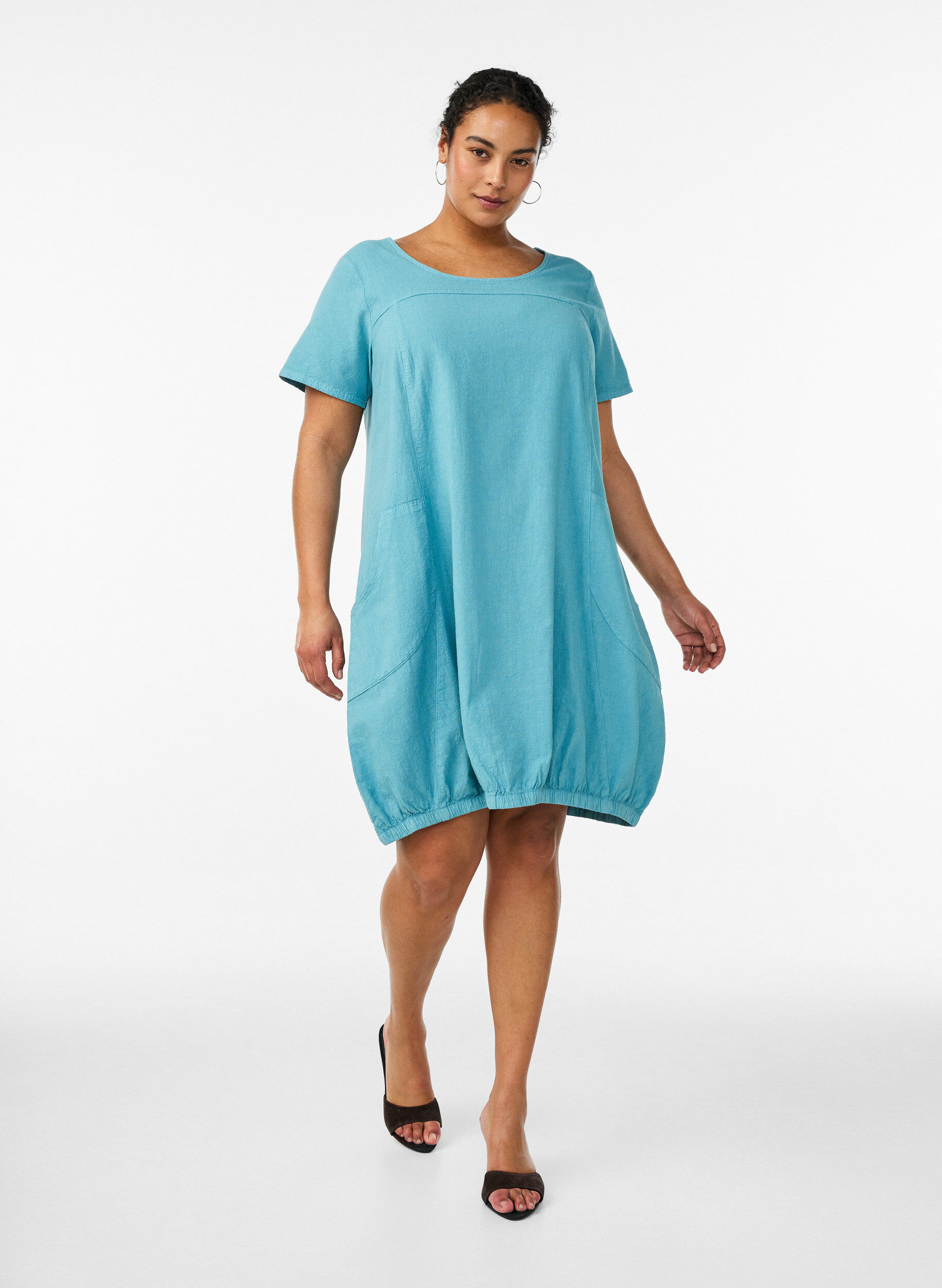 Zizzi Kurzarm Kleid aus Baumwolle, Blau, Model image number 1