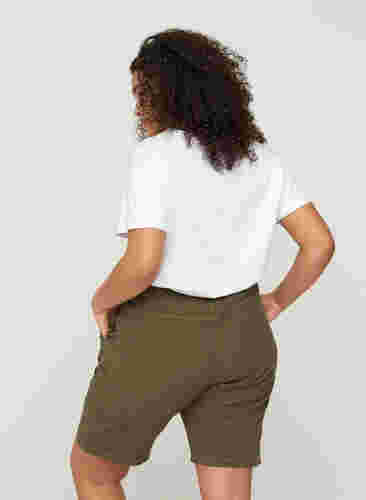 Lockere Shorts aus Baumwolle mit Taschen , Ivy Green, Model image number 1
