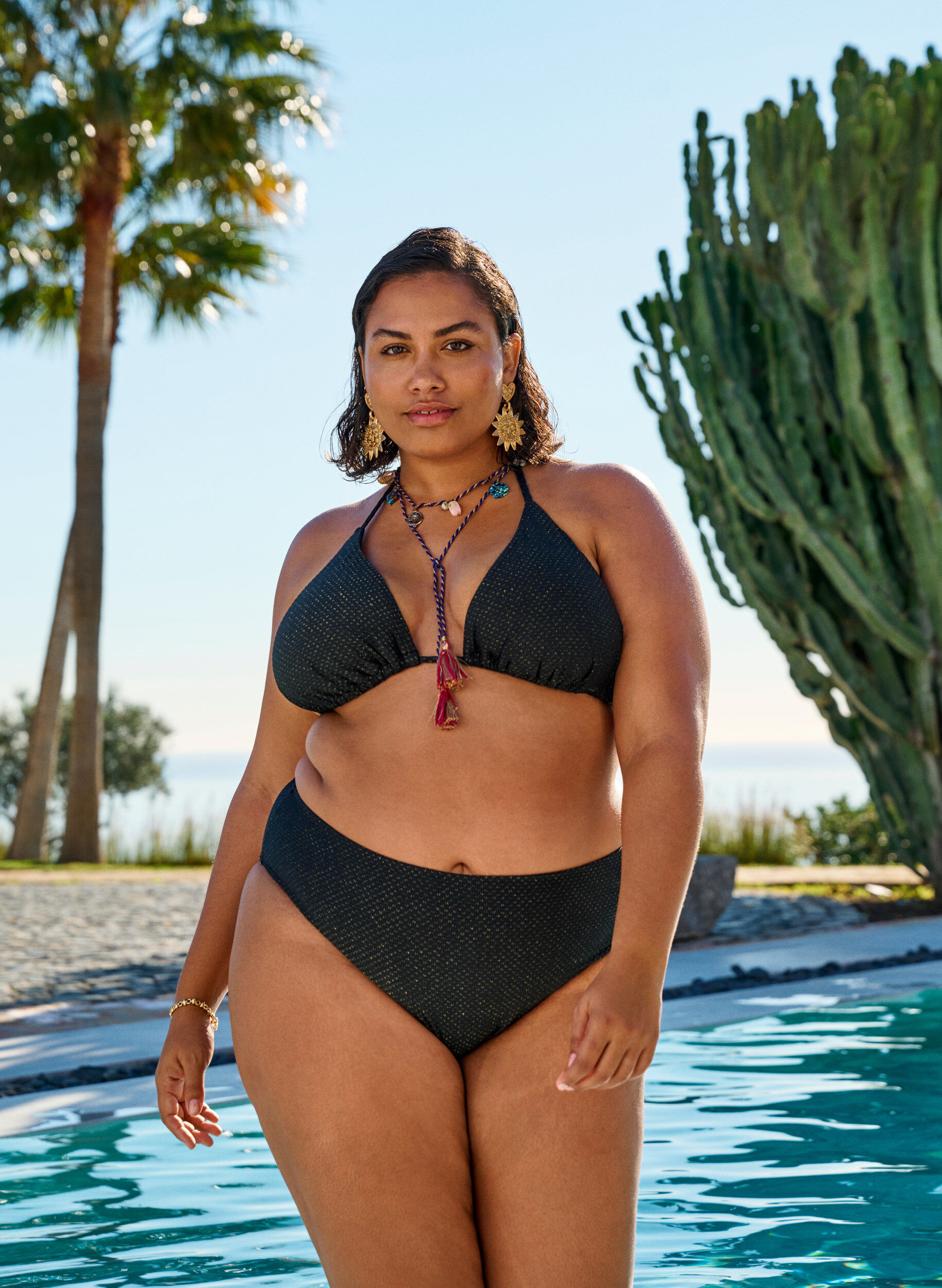 Zizzi Bikinihose mit Glitzer und Tai-Schnitt, Schwarz, Image image number 0