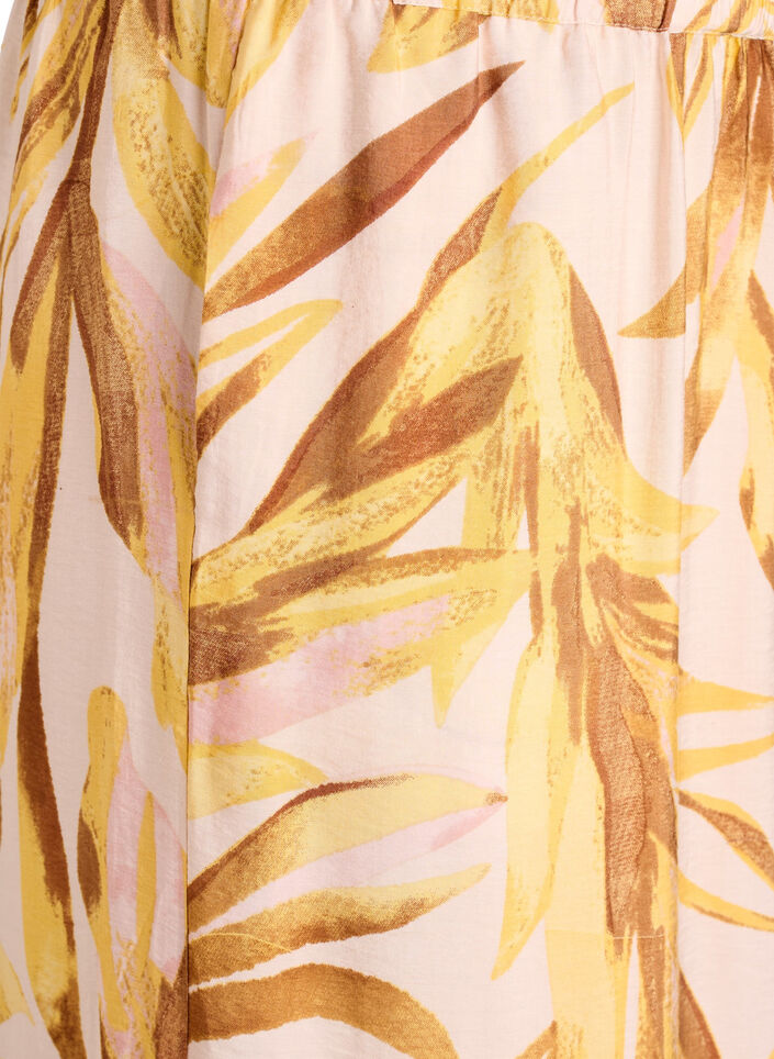 Bluse aus Viskose mit Bl&auml;tterprint und R&uuml;schendetails, Gelb, Packshot image number 3