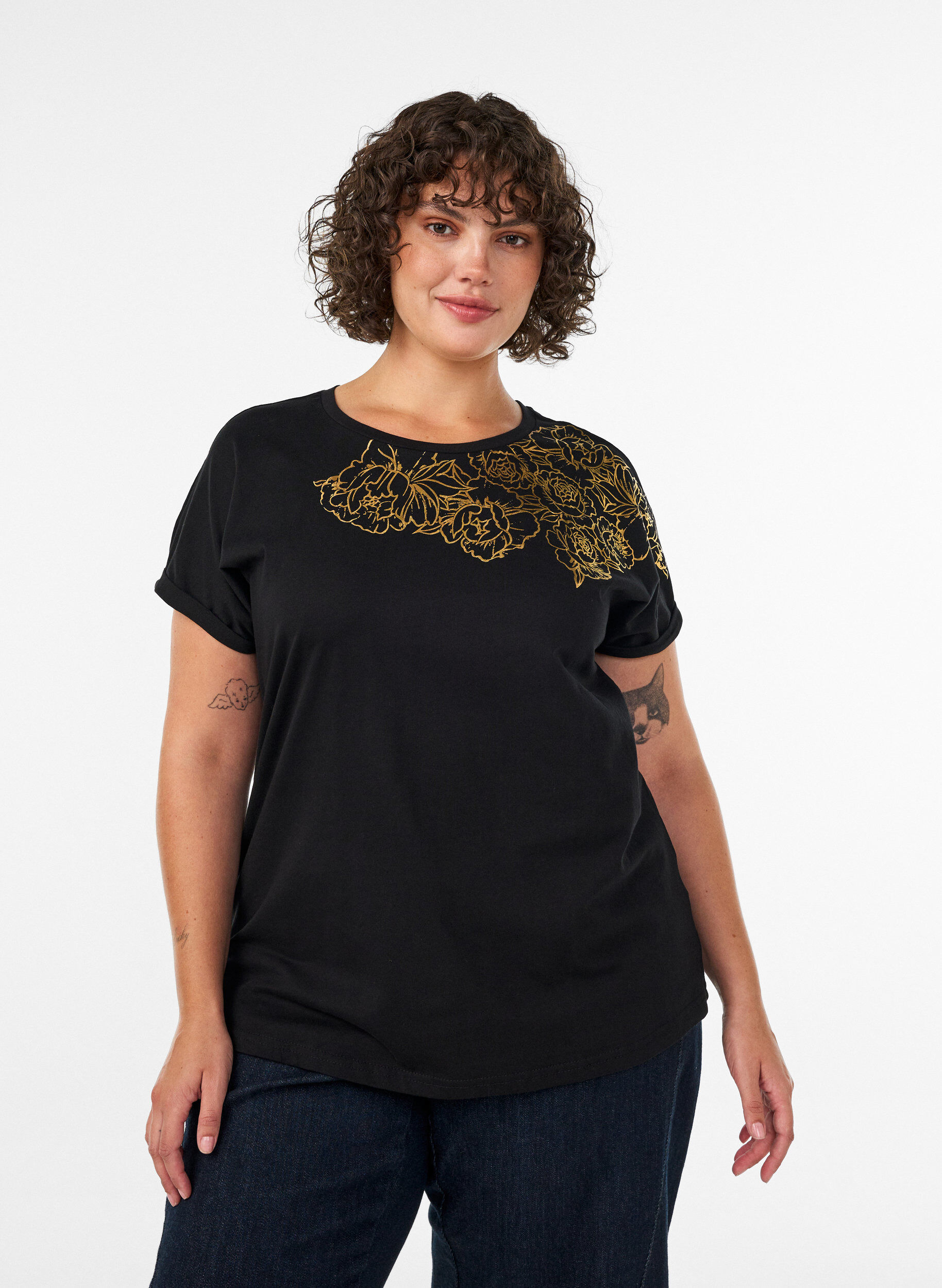 ZizziT-Shirt aus Baumwolle mit Blumenprint, Schwarz, Model image number 0