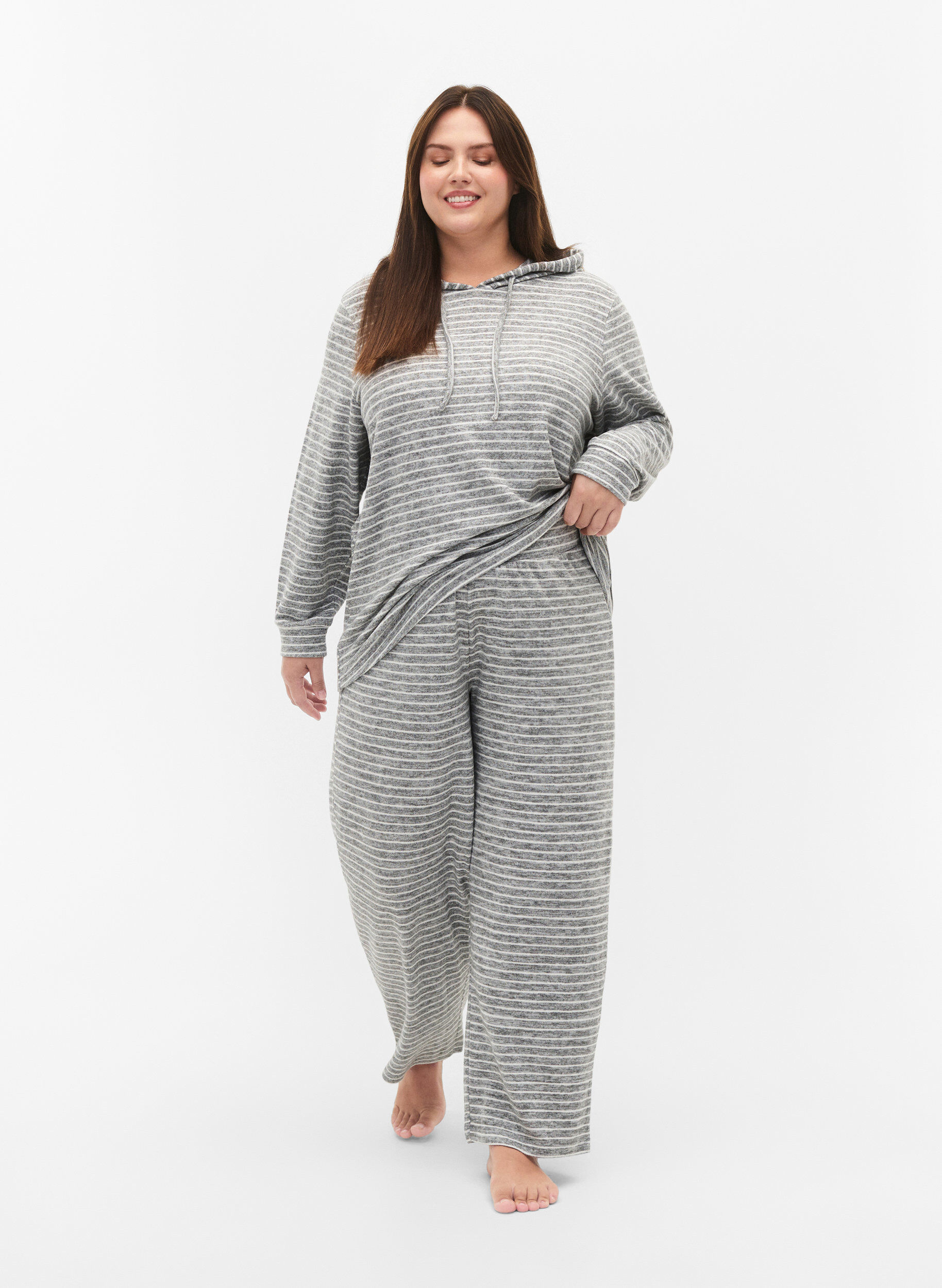 Zizzi Lockerer Hoodie mit Streifen, DGM Stripe, Model image number 3