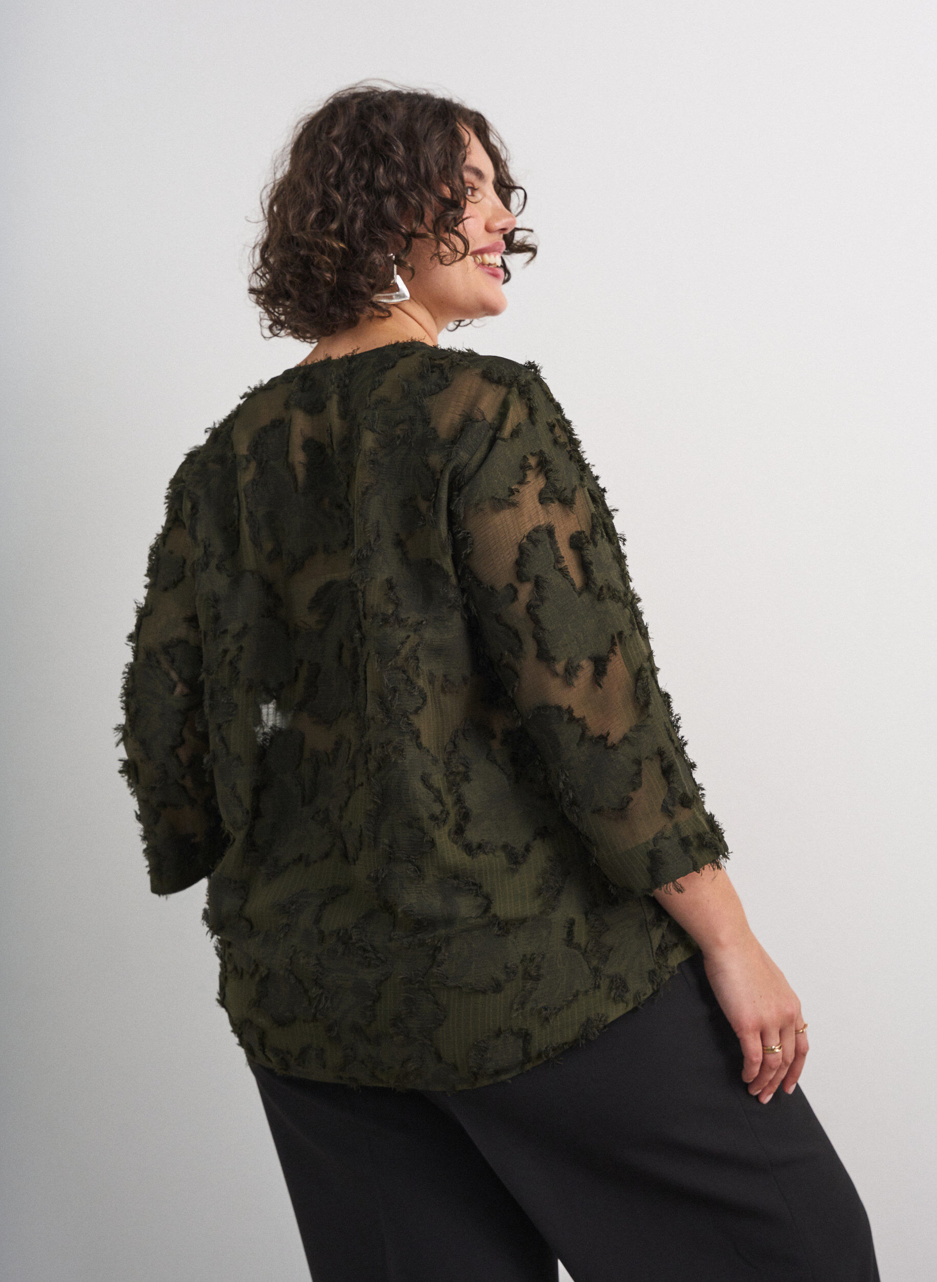 ZizziBluse mit ausgefransten F&auml;den und Struktur, Gr&uuml;n, Model image number 2