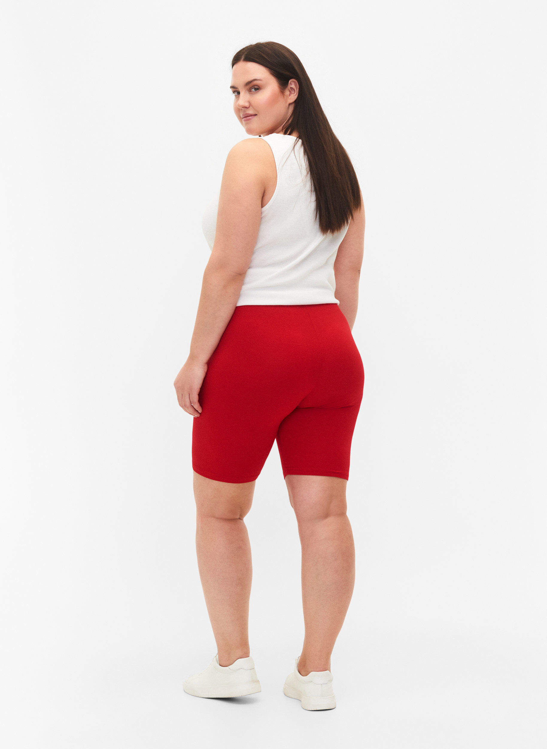 ZizziEinfarbige Basic Radlershorts, Rot, Model image number 2