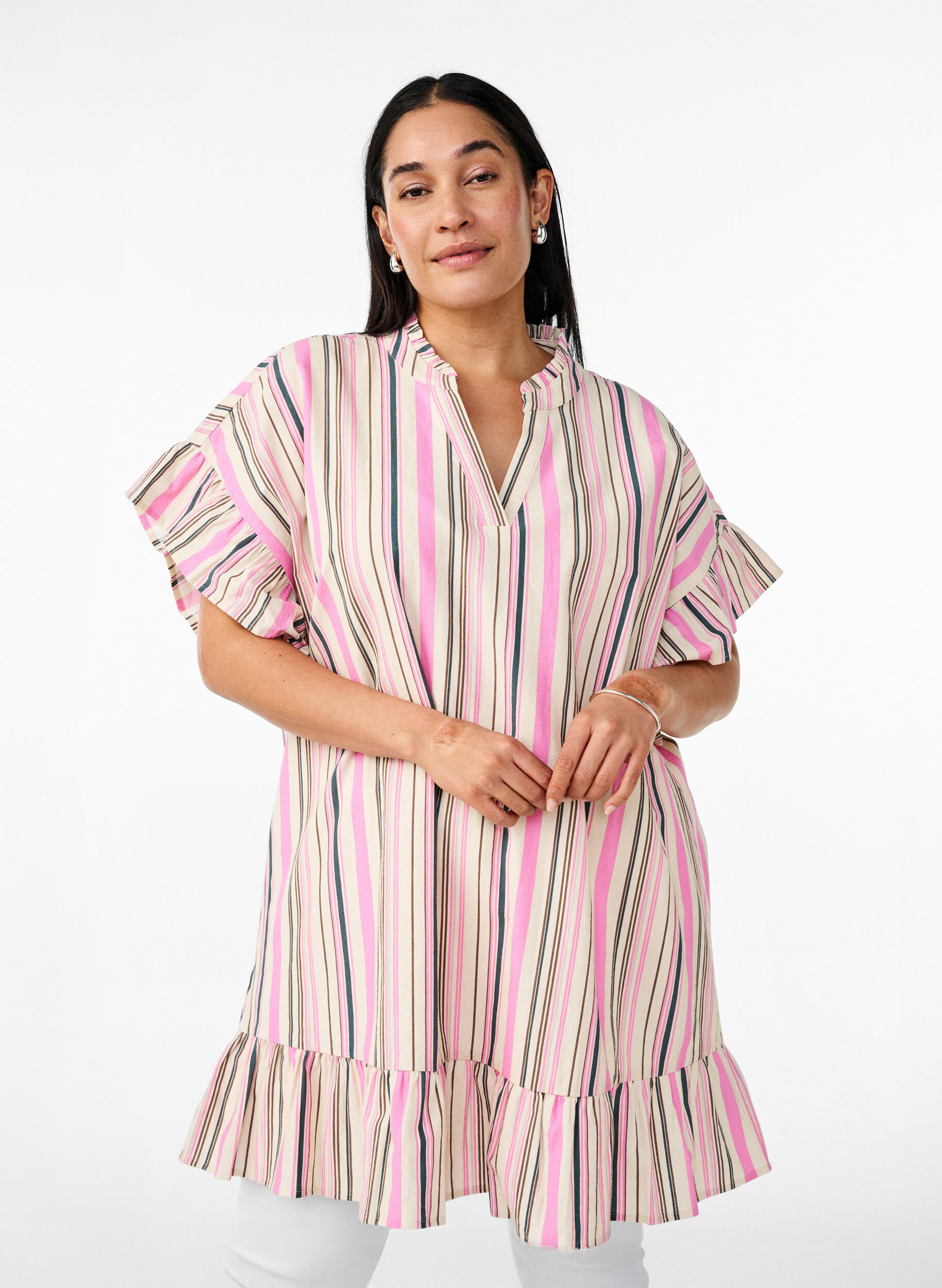 Zizzi Tunika mit V-Ausschnitt und R&uuml;schendetails, Vanille, Model image number 0