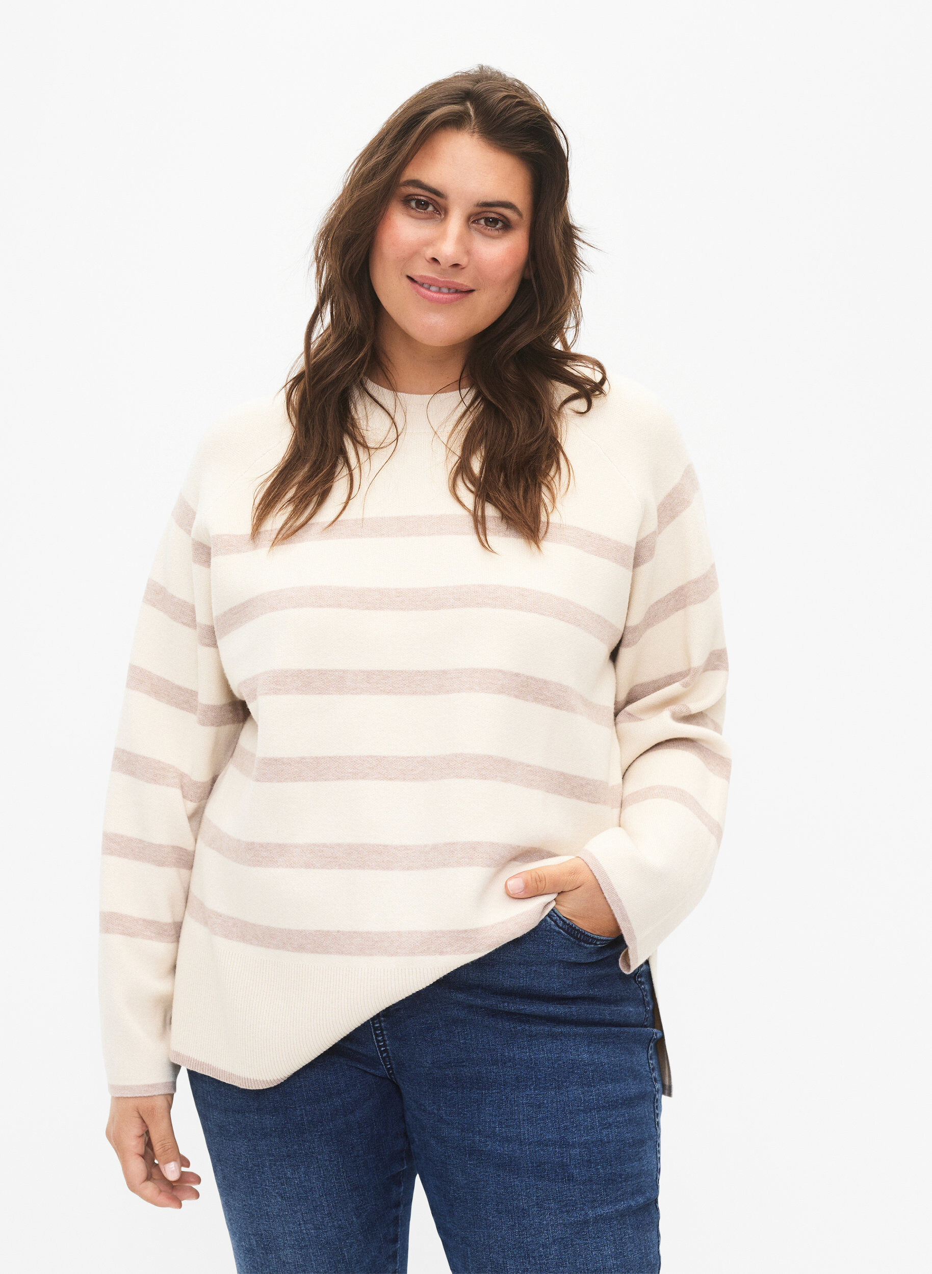 Zizzi Pullover aus Viskosemischung mit Seitenschlitz	, Birch W/Simply T., Model image number 0