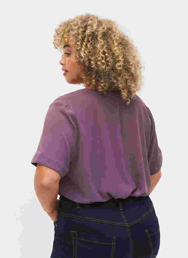 Kurzärmelige Bluse mit V-Ausschnitt, Vintage Violet, Model image number 1