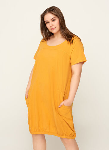 Kleid mit Taschen, Spruce Yellow, Model image number 0