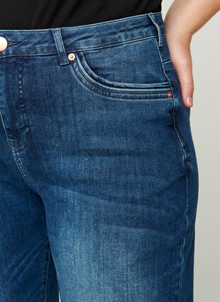 Regular Fit Gemma Jeans mit hoher Taille, Blue denim, Model image number 1