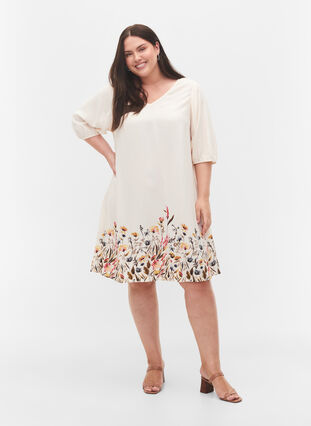 Kurzärmeliges Kleid aus Viskose mit Blumendruck, Off White Flower, Model image number 2