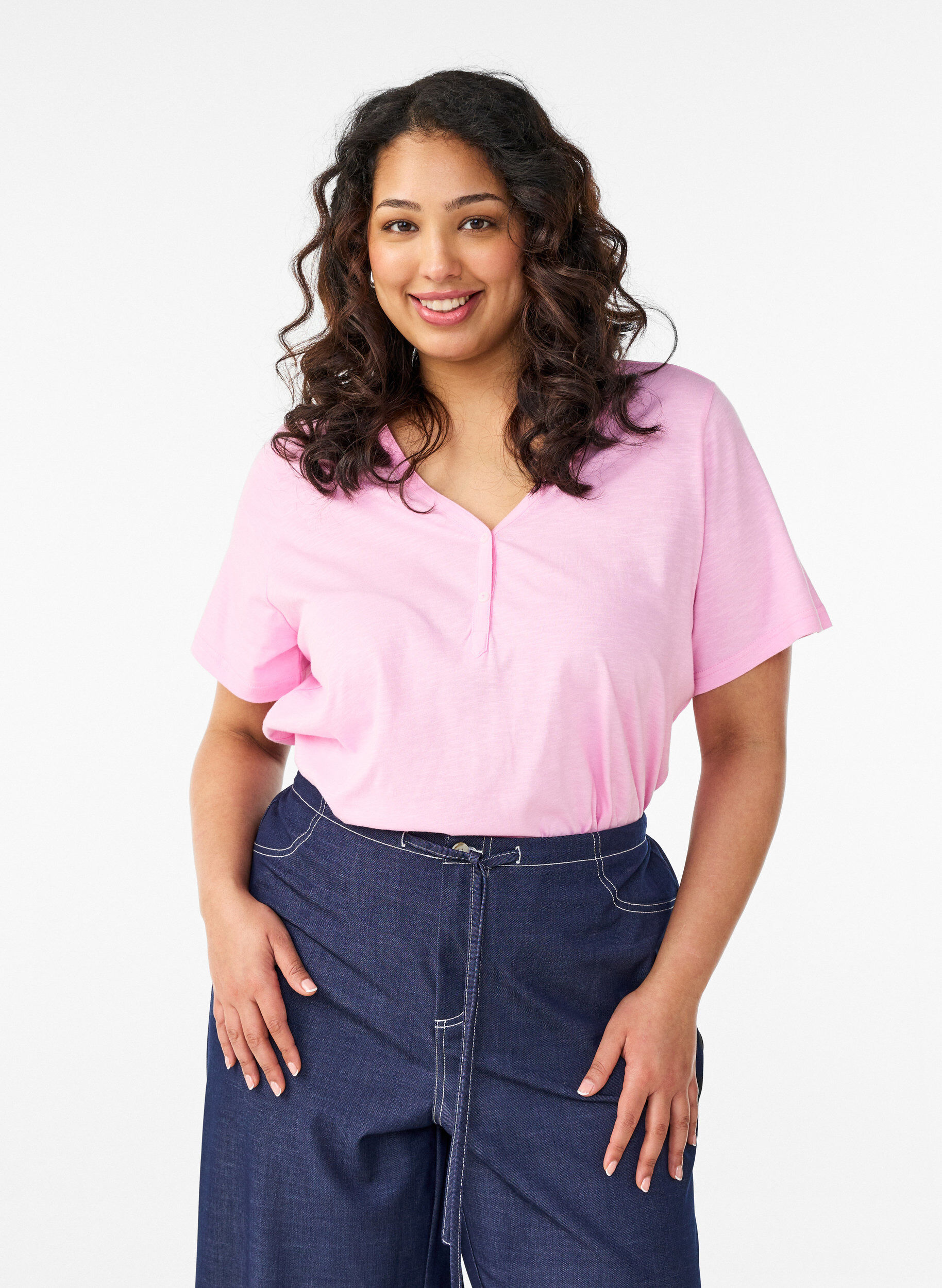 T-Shirt mit Knopfleiste, Pink, Model