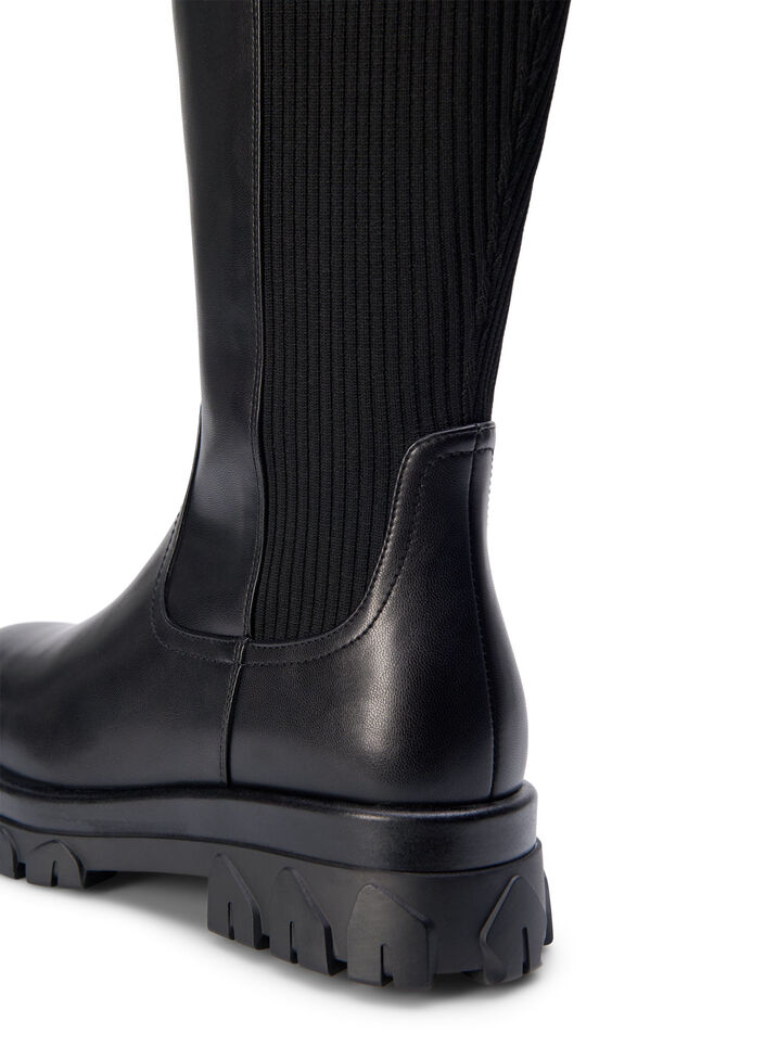 Extra-Weite - Hoher Stiefel mit Gummizug und Reißverschluss, Schwarz, Packshot image number 2