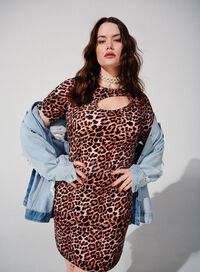 Leoparden-Kleid, , Model