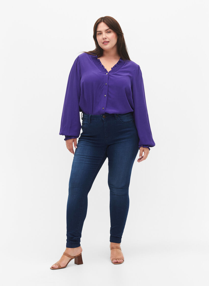Langärmlige Bluse aus Viskose, Heliotrope, Model image number 3