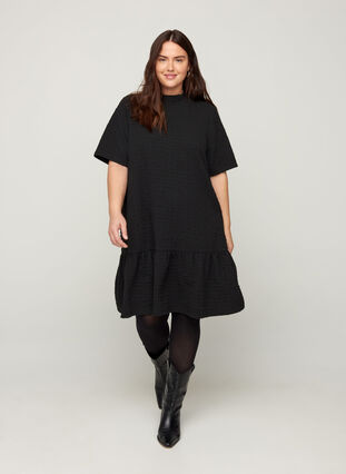 Kurzarm Kleid mit Struktur und A-Linie, Black, Model image number 3