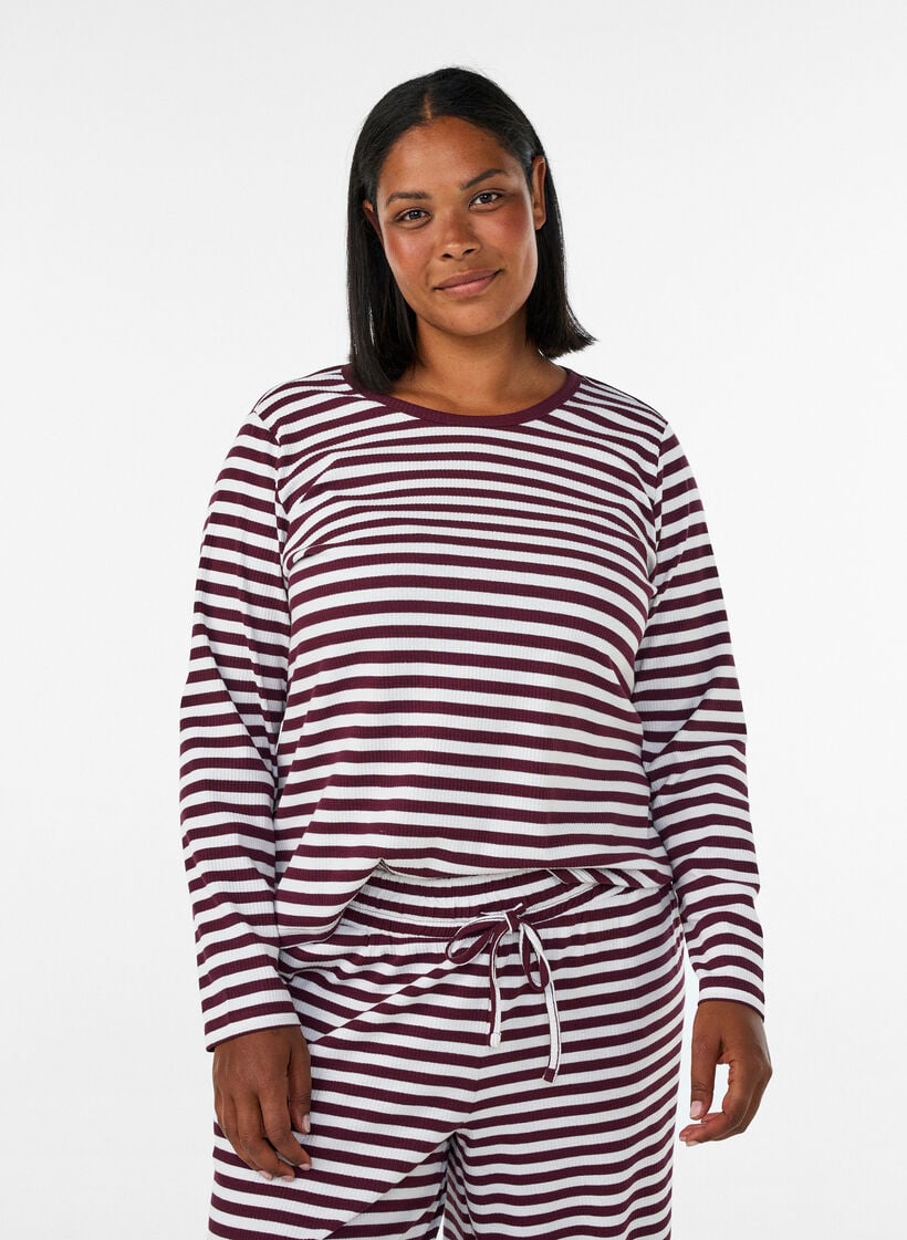 Lang&auml;rmeliges Nachtoberteil aus geripptem Jersey mit Streifen, Rot, Model image number 0