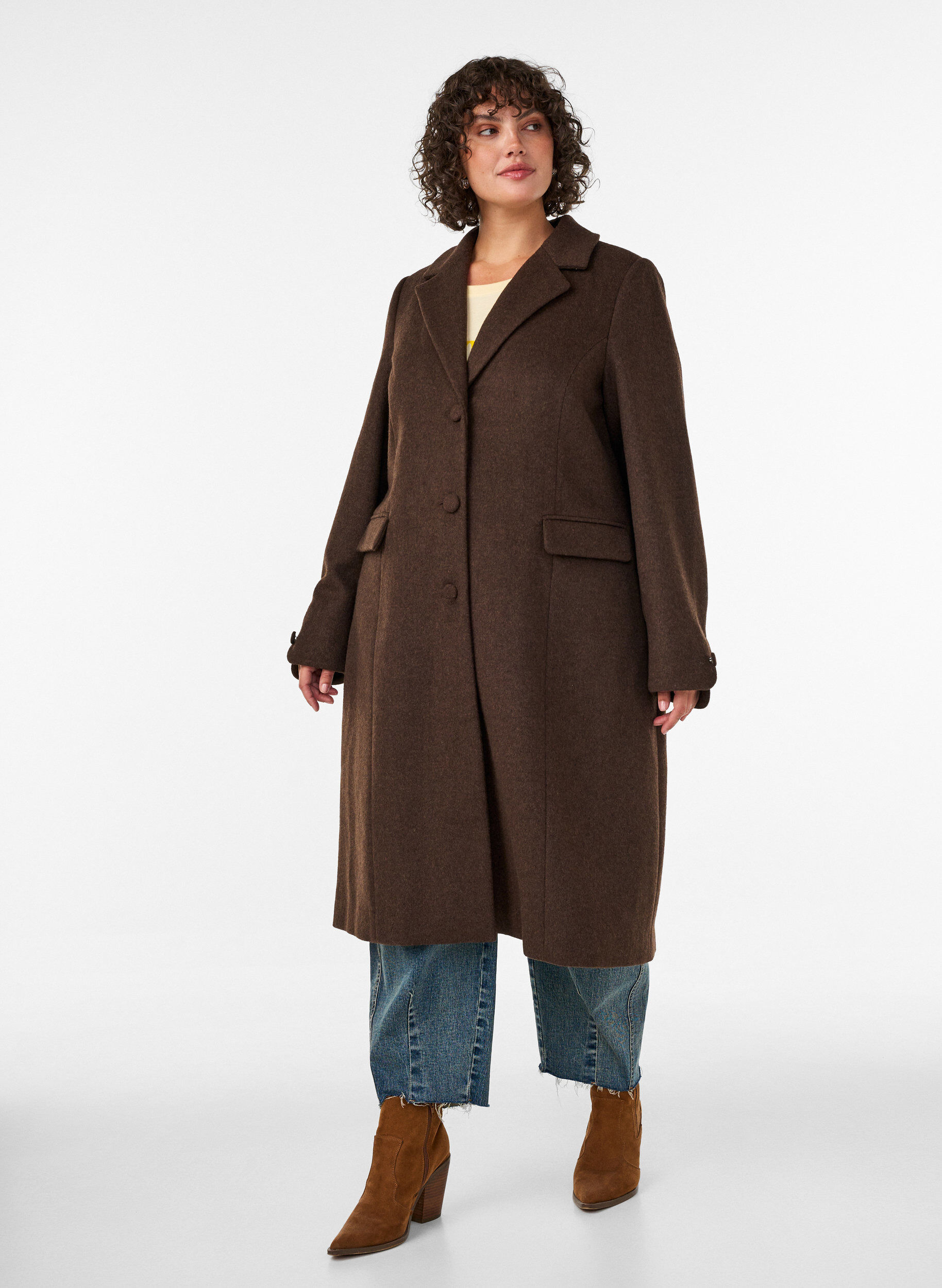 Mantel aus Wollmischung mit Revers und Kn&ouml;pfen, Braun, Model