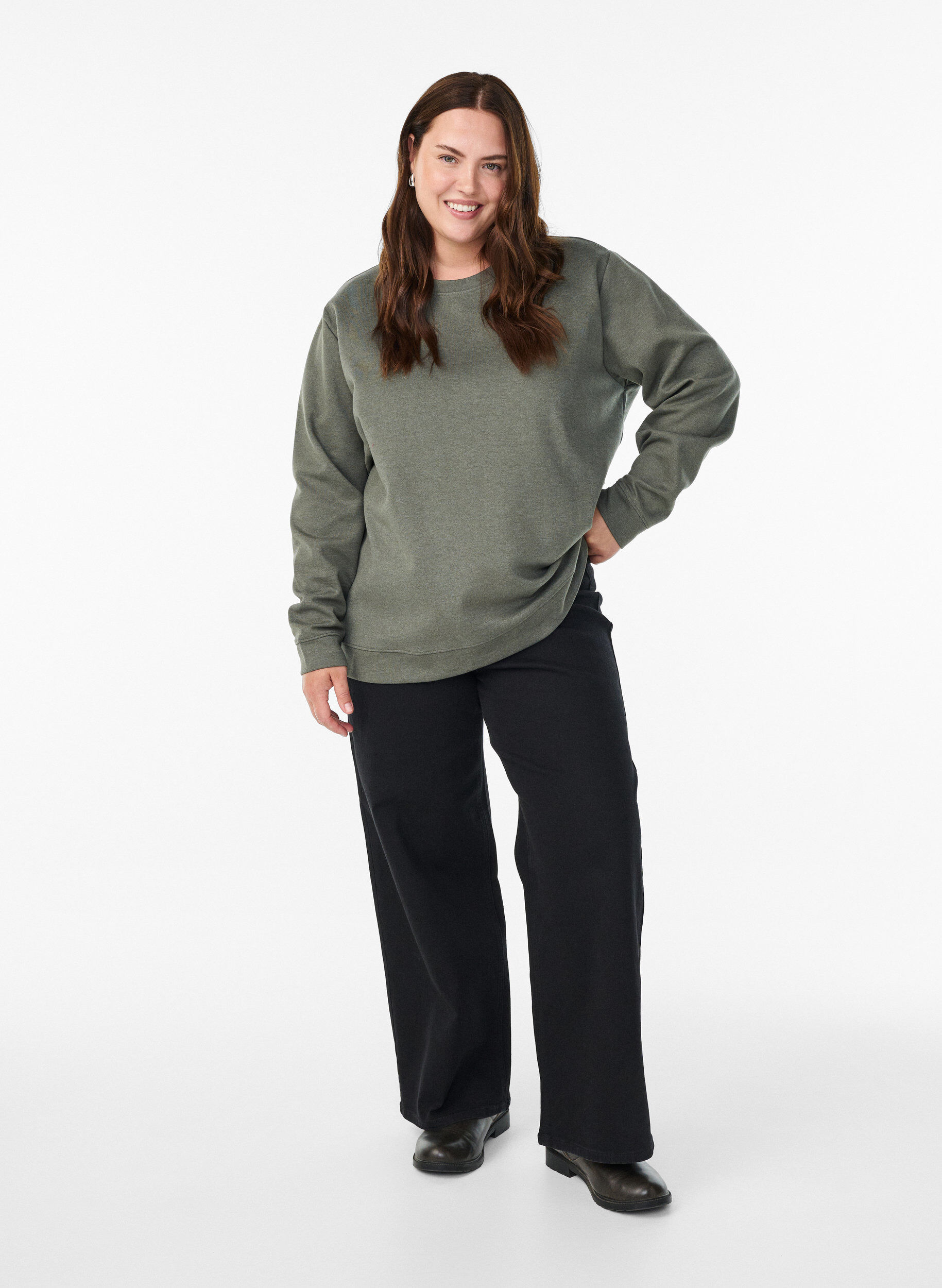 ZizziSweatshirt mit Rundhalsausschnitt, Gr&uuml;n, Model image number 1