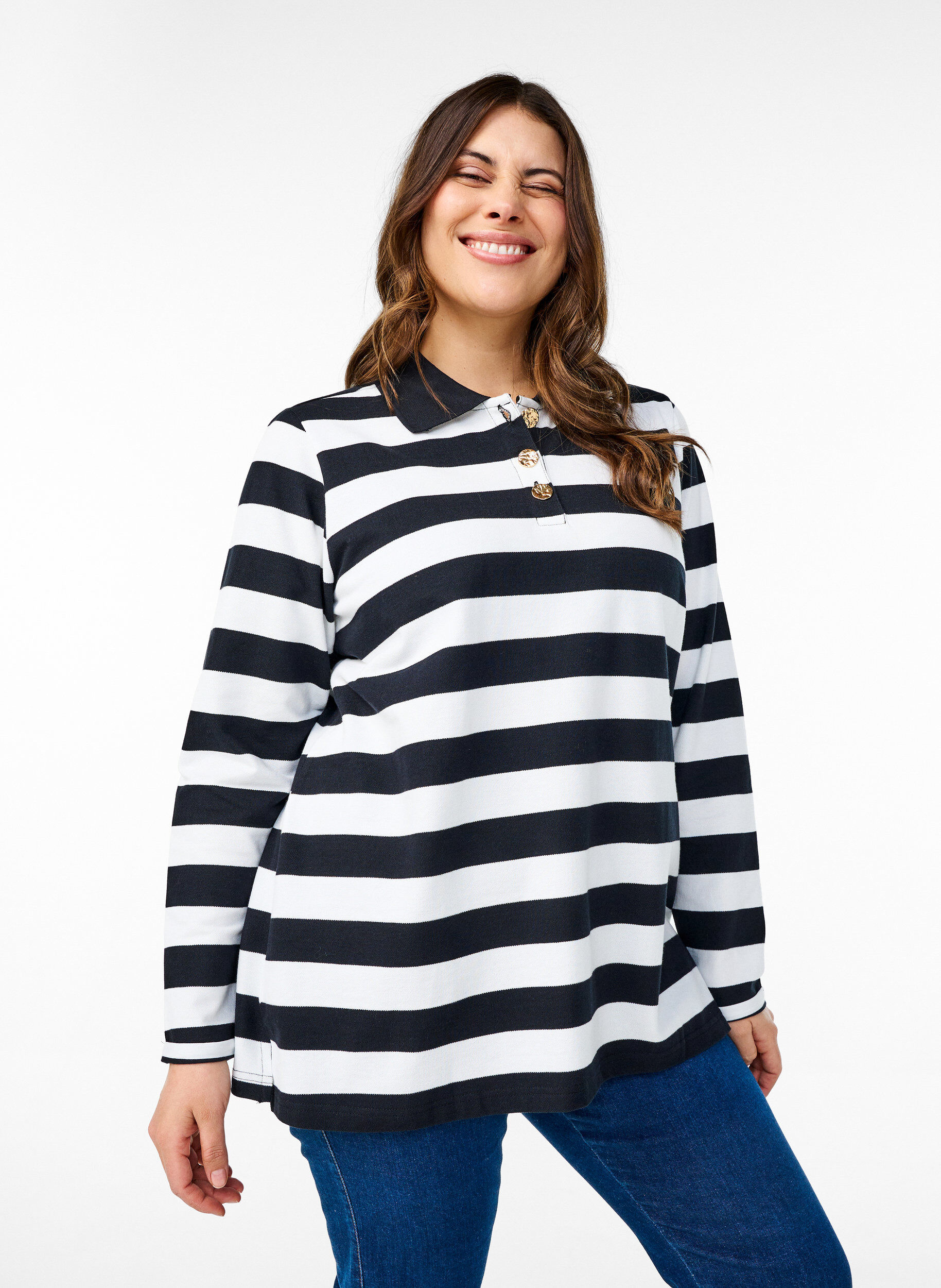 Poloshirt mit langen &Auml;rmeln und Streifenmuster, Schwarz, Model