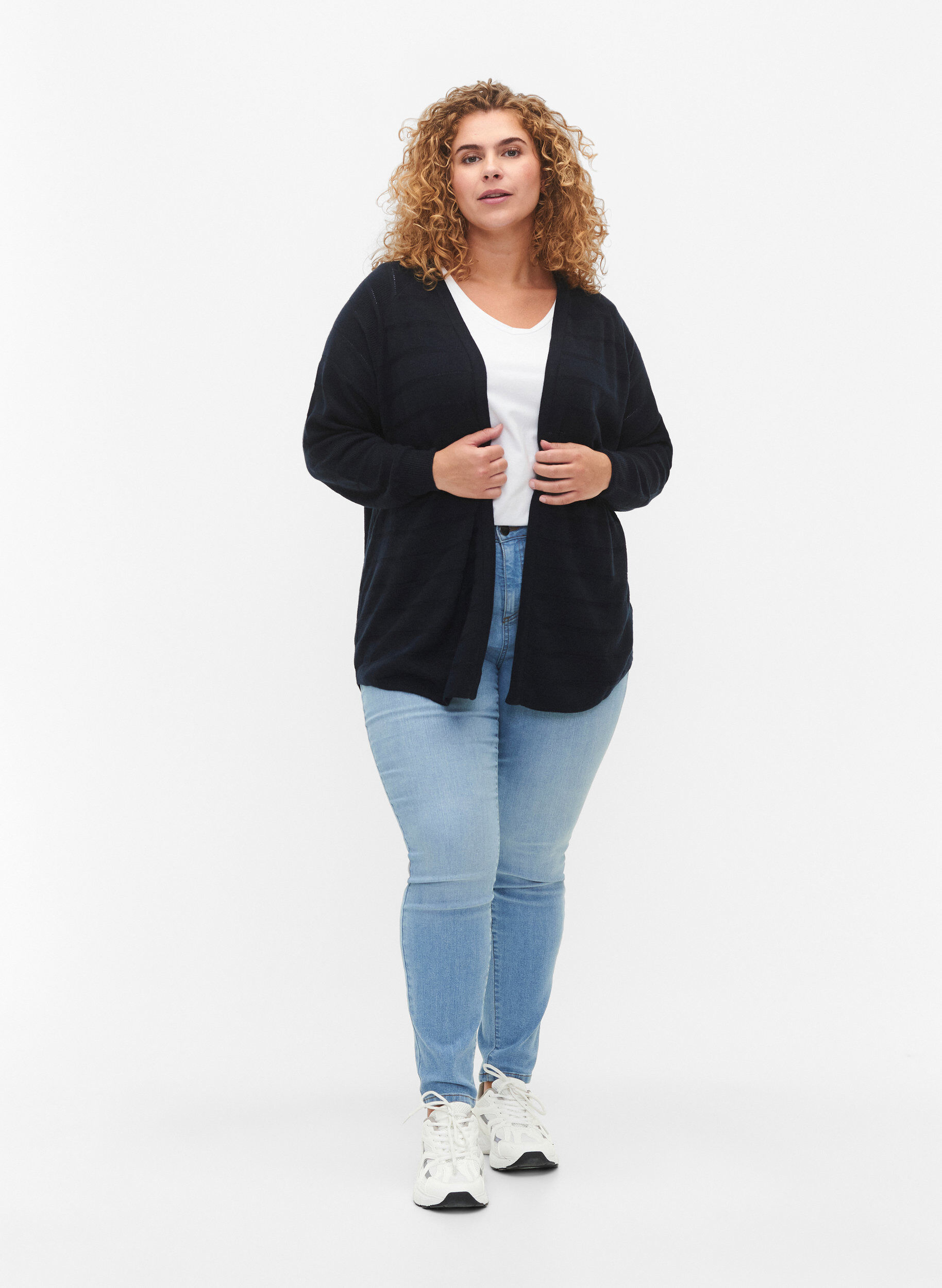Zizzi Streifen Ton-in-Ton Strickjacke, Navy Blazer, Model image number 2