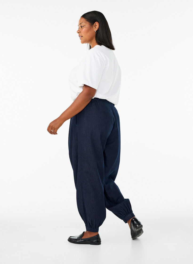 Balloon Jeans mit hoher Taille, Blau, Model image number 1