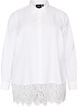 Lockere Bluse mit breiter Spitze, Wei&szlig;, Packshot image number 0