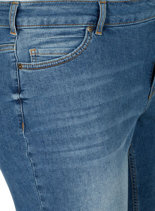 Hochtaillierte Denim-Shorts mit Fransensaum, Dark blue denim, Packshot image number 2