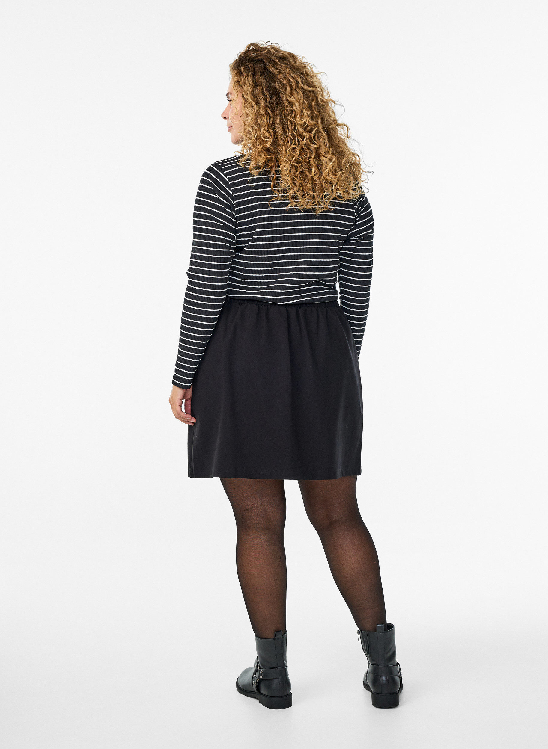 ZizziJerseyrock mit Schlitz, Schwarz, Model image number 2