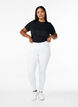 Super Slim Amy Jeans mit hoher Taille, White, Model image number 0
