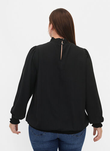 Einfarbige gesmokte Bluse mit langen Ärmeln, Black, Model image number 1