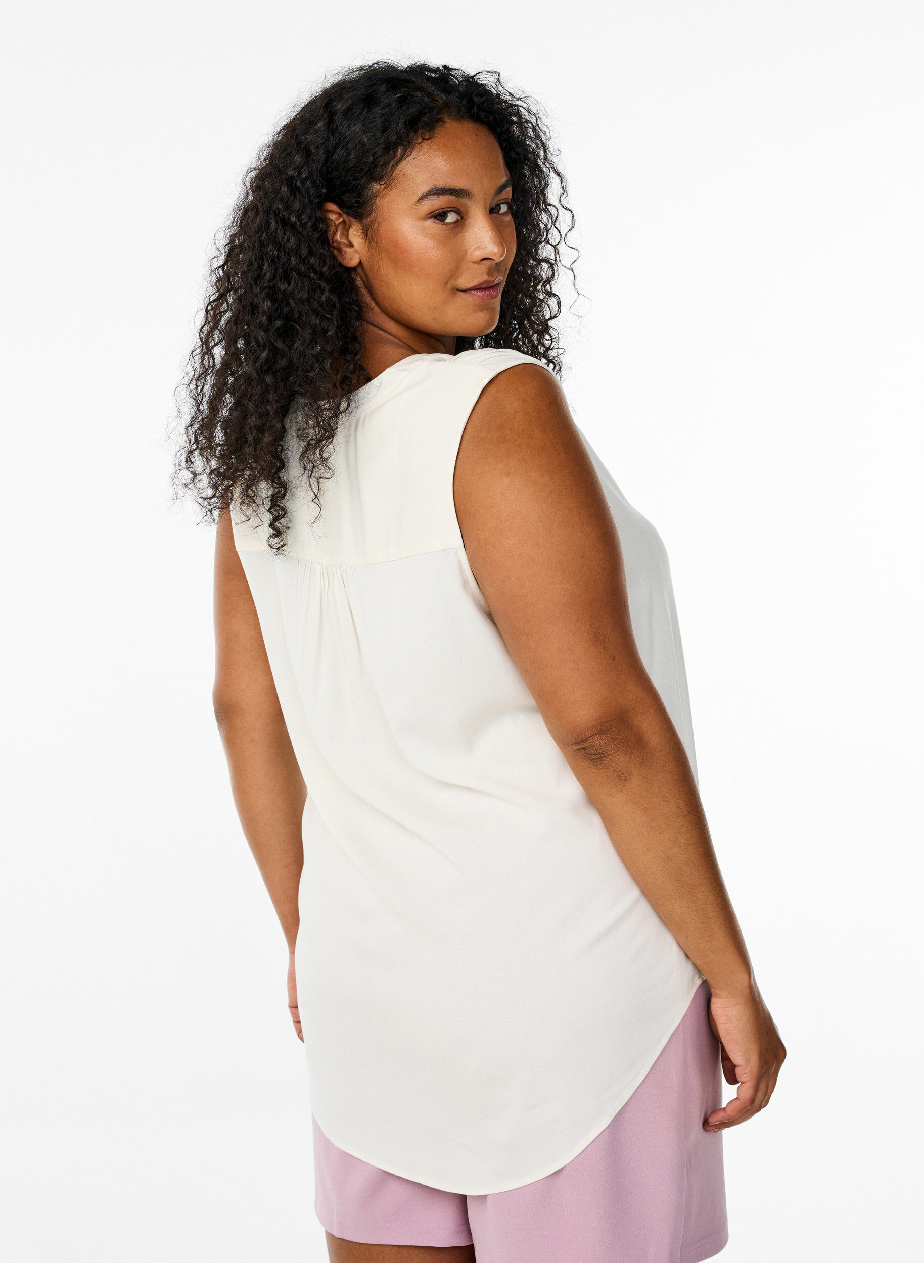 Zizzi FLASH - &Auml;rmellose Viskosebluse, Vanille, Model image number 2