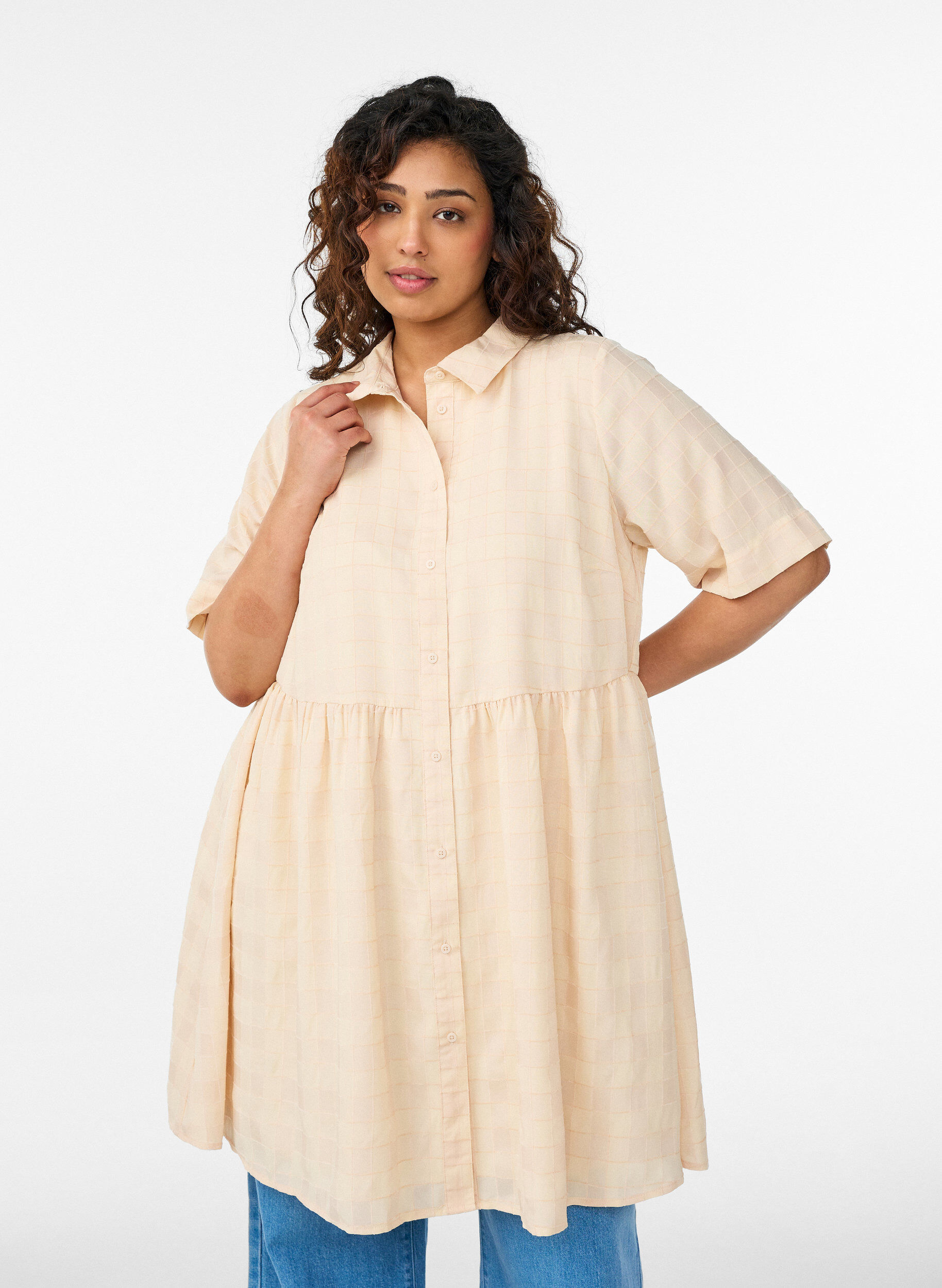 Zizzi Kurzes Hemdblusenkleid mit Karomuster und 1/2-&Auml;rmeln, Gelb, Model image number 0