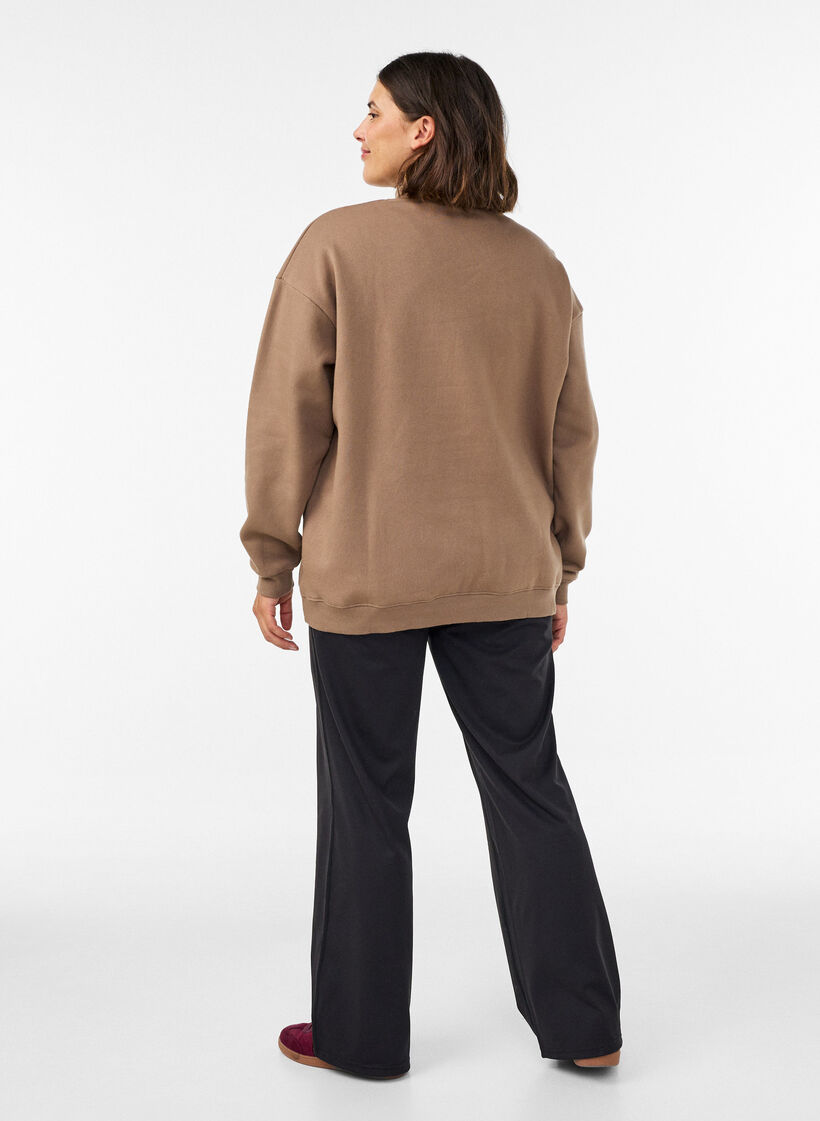 Sweatshirt mit hohem Kragen und sportlichem Frontmotiv, Braun, Model image number 2