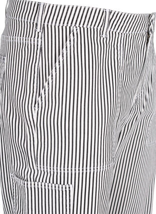Gestreifte Cargo-Jeans mit gerader Passform, Black White Stripe, Packshot image number 2