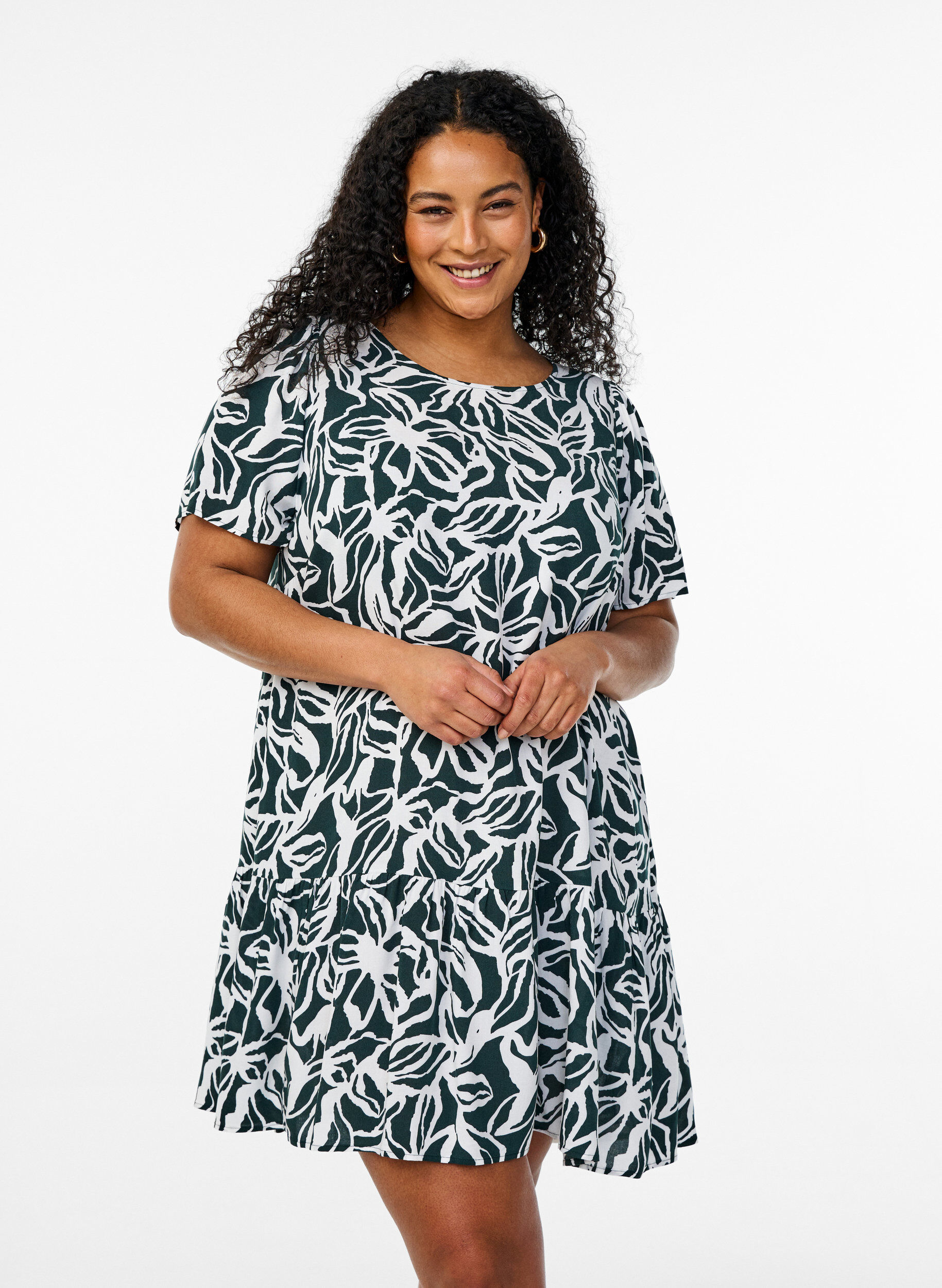 Zizzi FLASH &ndash; Kleid aus Viskose mit Schnittlinie, Gr&uuml;n, Model image number 0