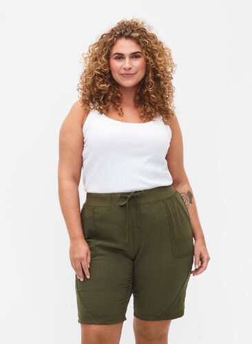 Lockere Shorts aus Baumwolle mit Taschen, Ivy Green, Model image number 0