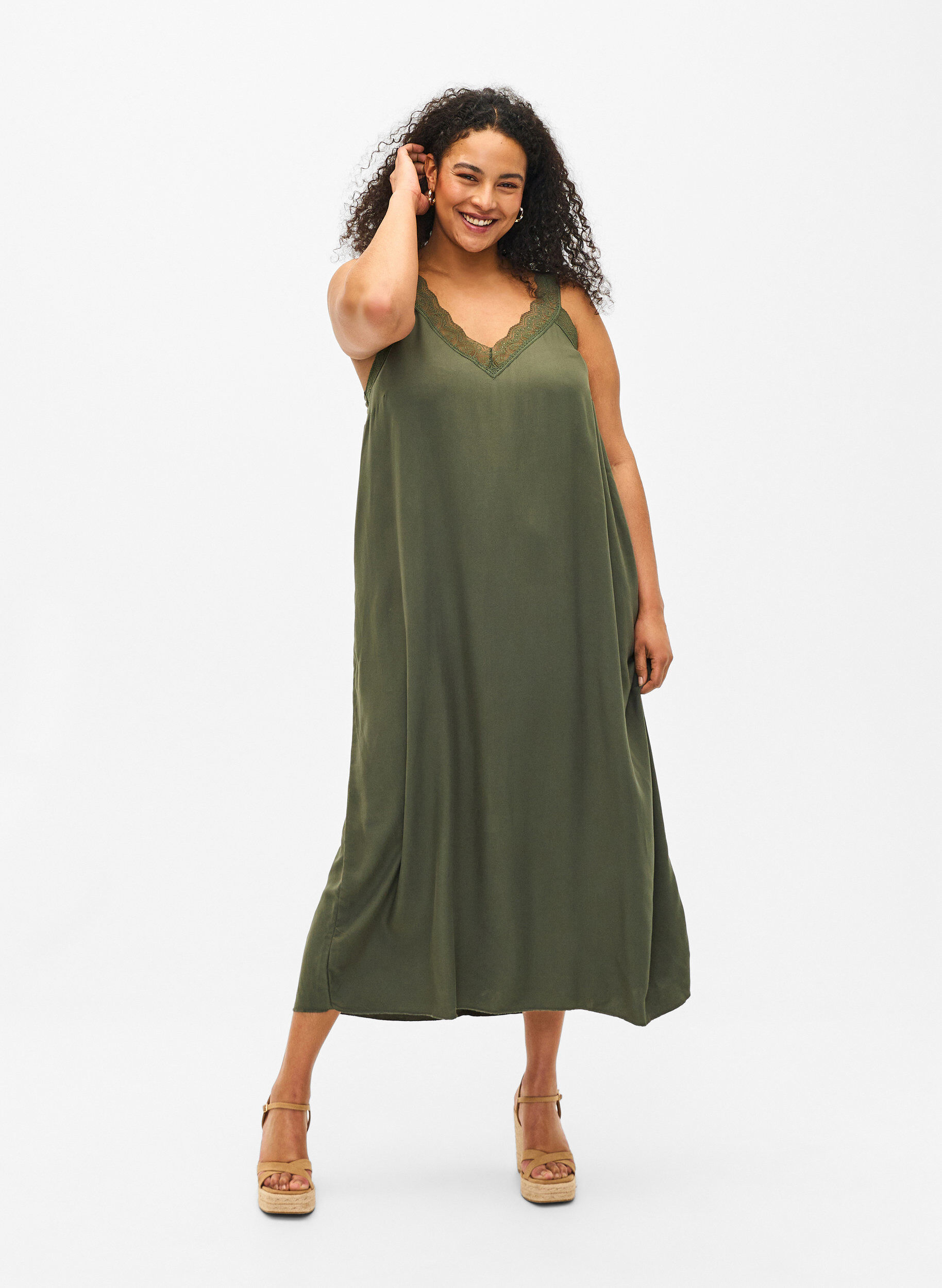 Zizzi Midi-Tr&auml;gerkleid aus Viskose mit Spitze, Thyme, Model image number 0