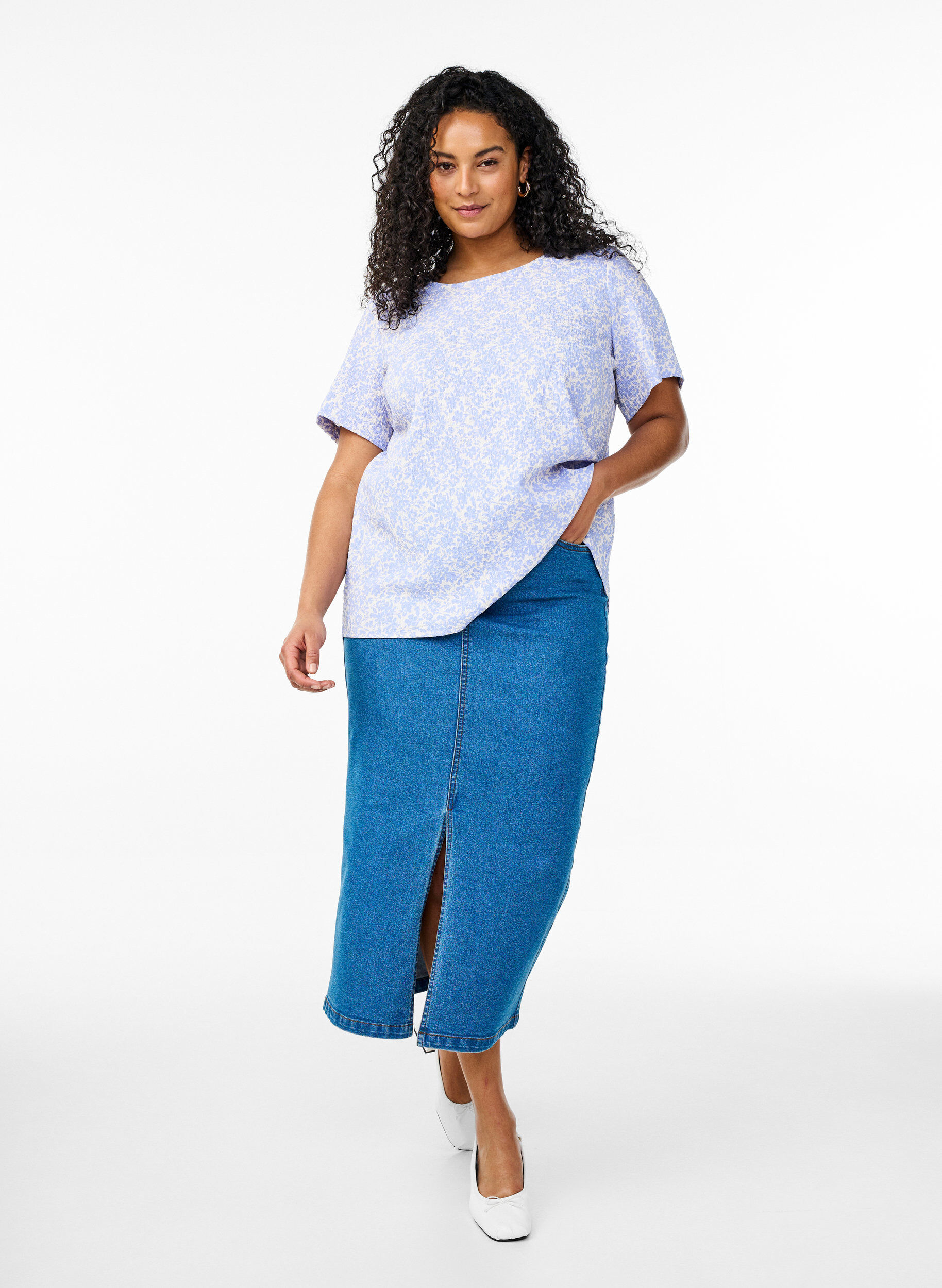 Zizzi FLASH - Bluse mit Struktur und kurzen &Auml;rmeln, Blau, Model image number 1
