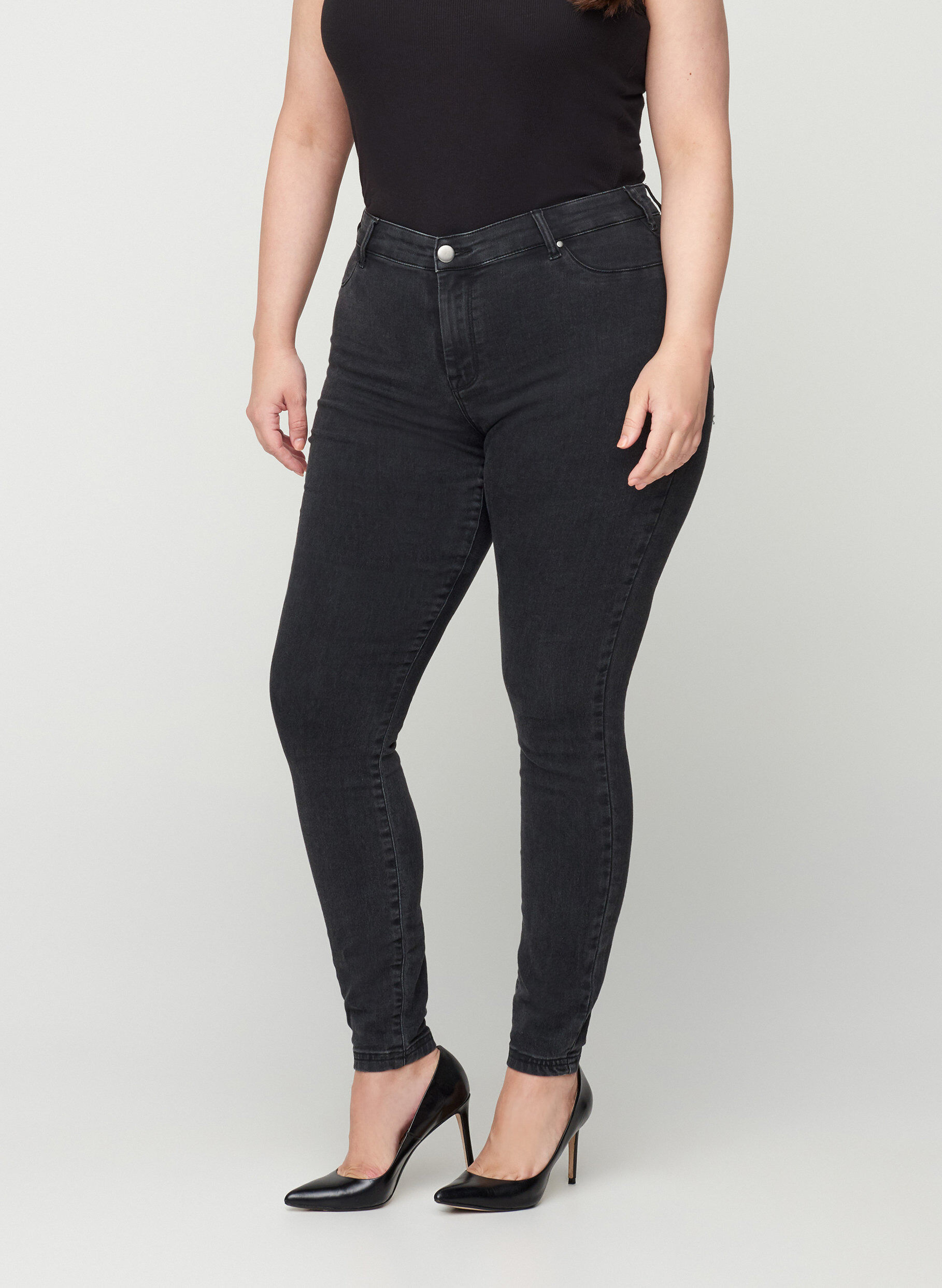 Zizzi Jeggings aus Baumwollmischung, Grey Denim, Model image number 2