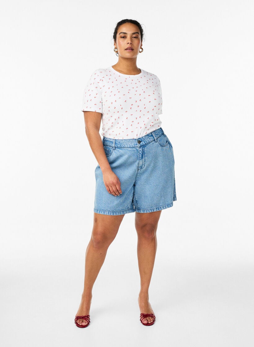 T-Shirt aus Baumwolle mit Allover-Druck, Vanille, Model image number 1