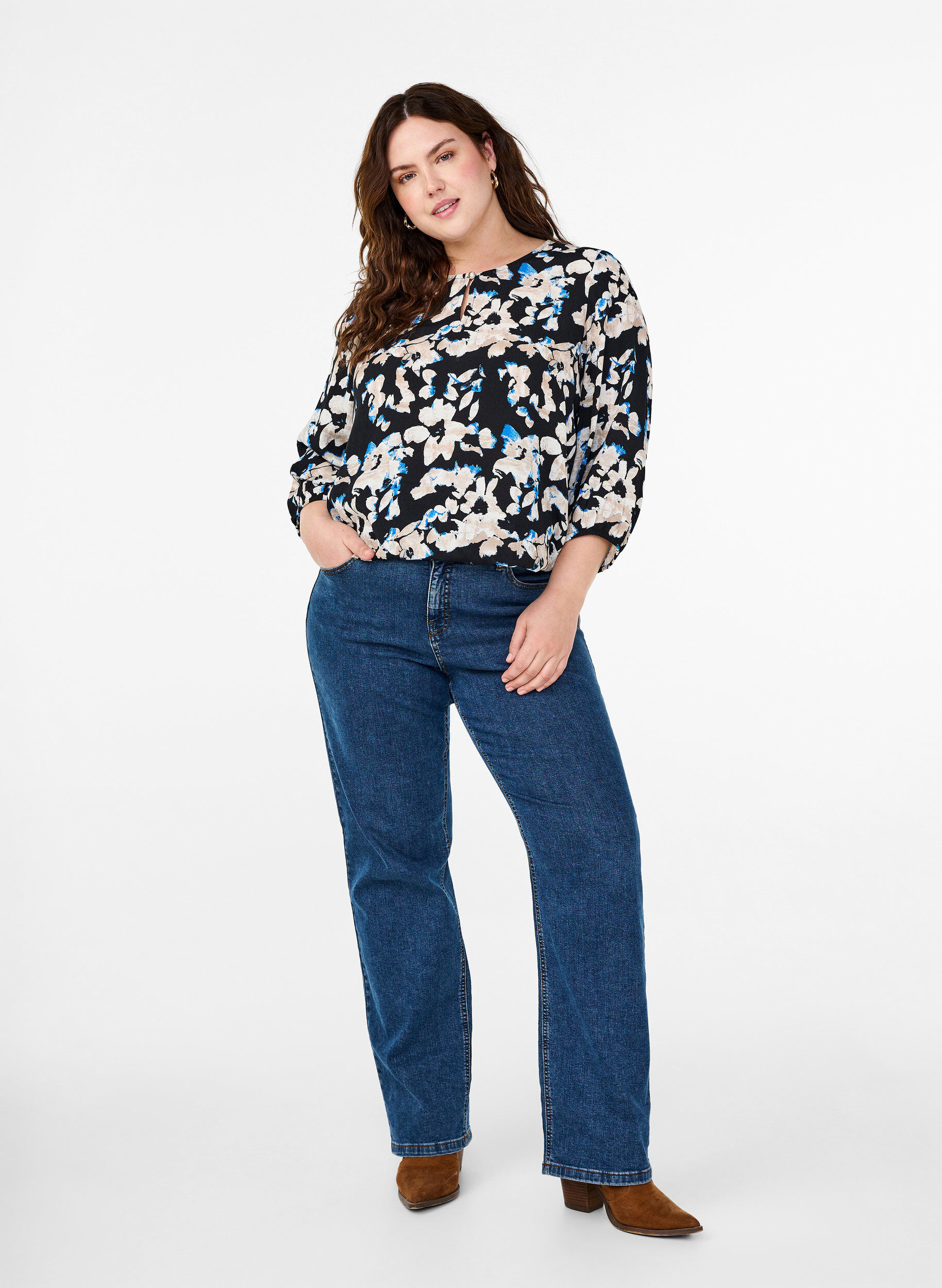 Zizzi  Viskosebluse mit Print und Kittel, Schwarz, Model image number 1