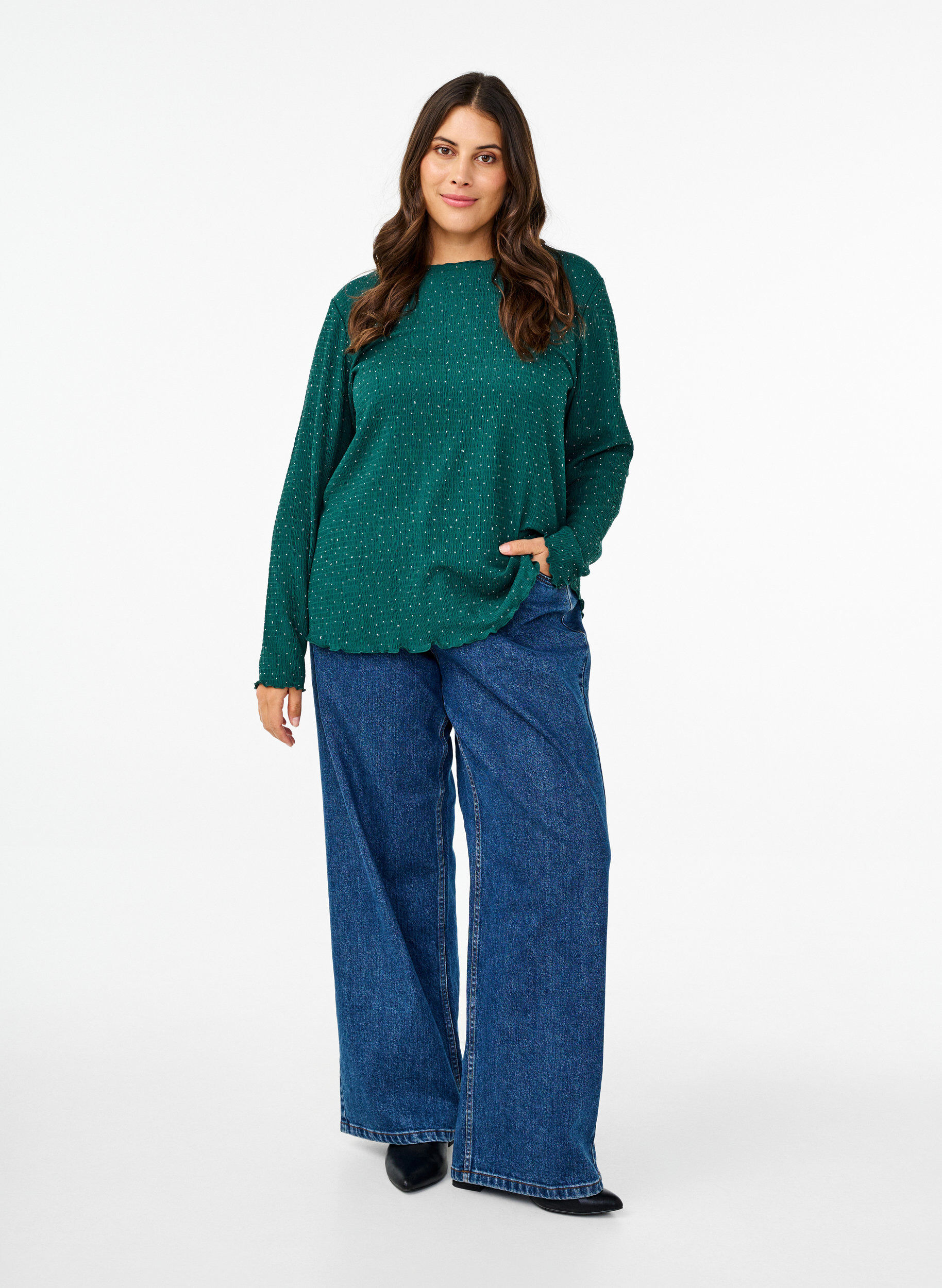 Zizzi Lang&auml;rmlige Bluse mit Strasssteinen, Gr&uuml;n, Model image number 1