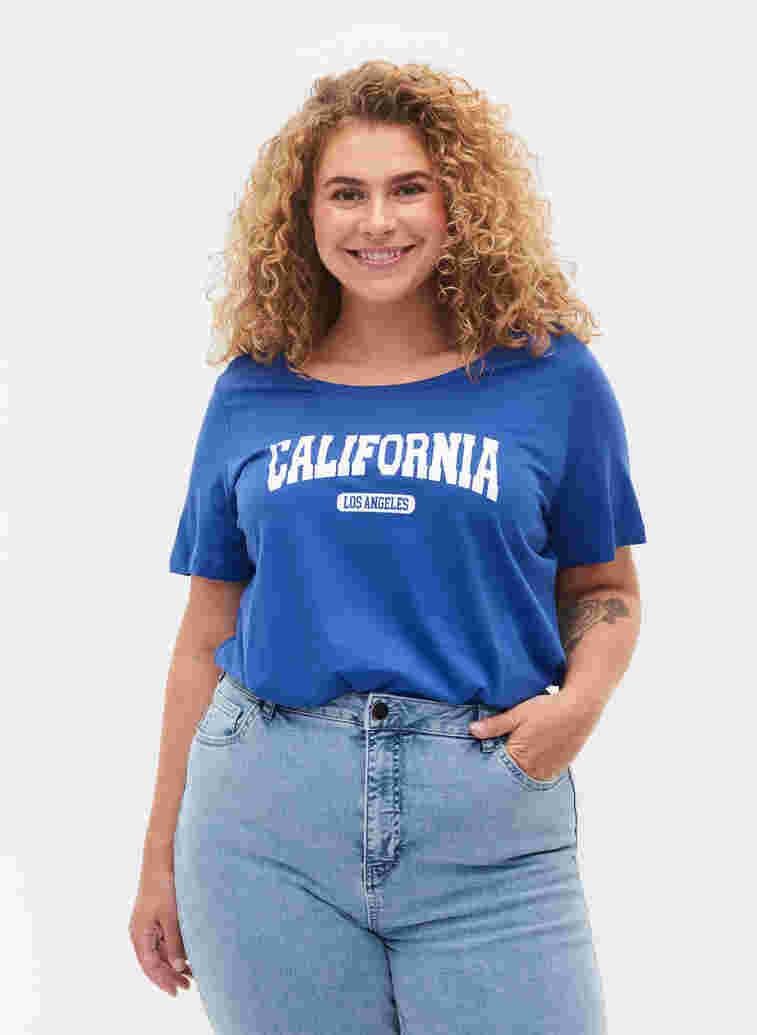 Baumwoll-T-Shirt mit Aufdruck, Dazzling Blue Califo, Model
