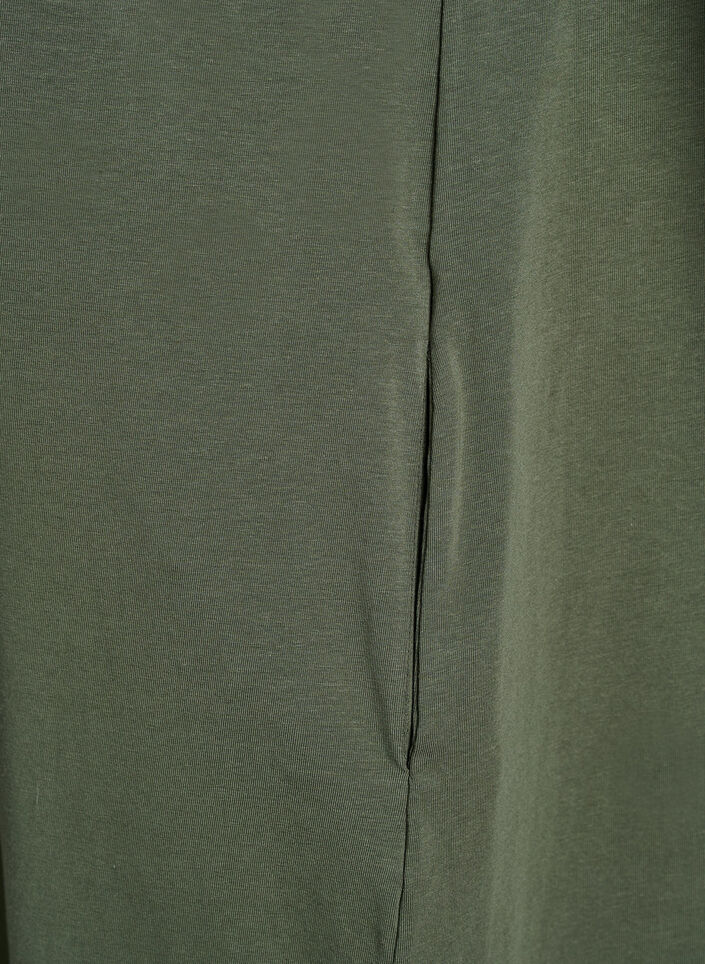 Midi-T-Shirtkleid mit V-Ausschnitt., 2151, Packshot image number 4