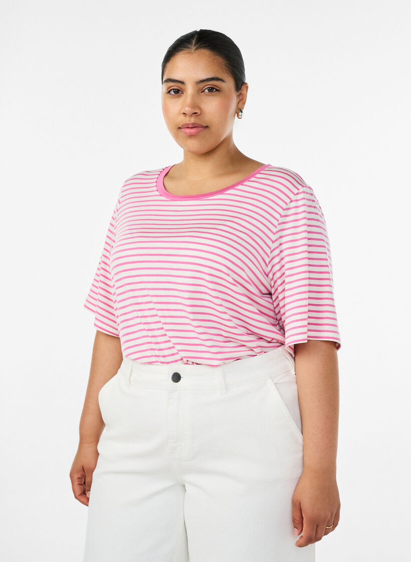 Gestreiftes T-Shirt aus TENCEL&trade; Lyocell, Pink, Model image number 0