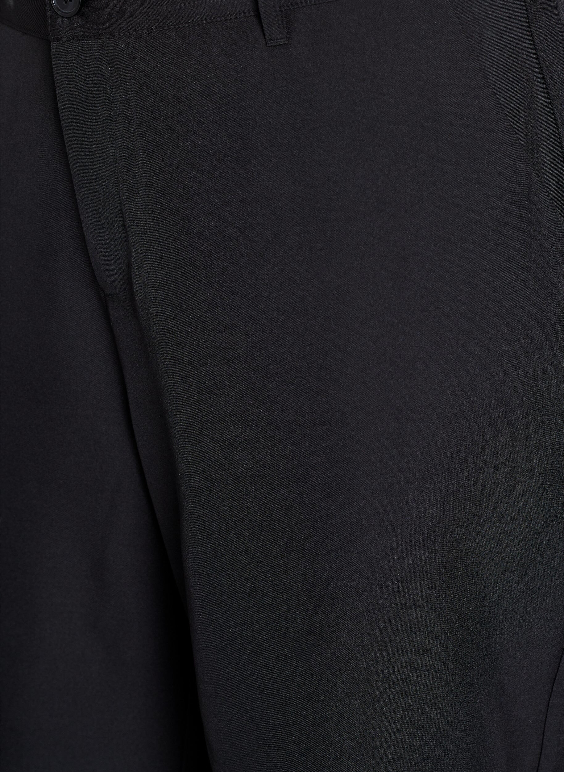 Zizzi Bermuda-Shorts mit hoher Taille, Schwarz, Packshot image number 2