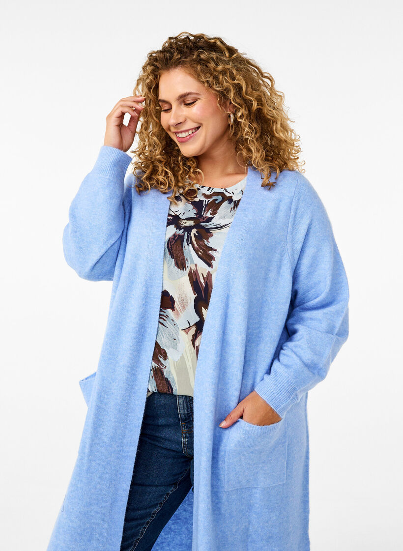 Lange Strickjacke mit Taschen, Cornflower Blue Mel., Model image number 2