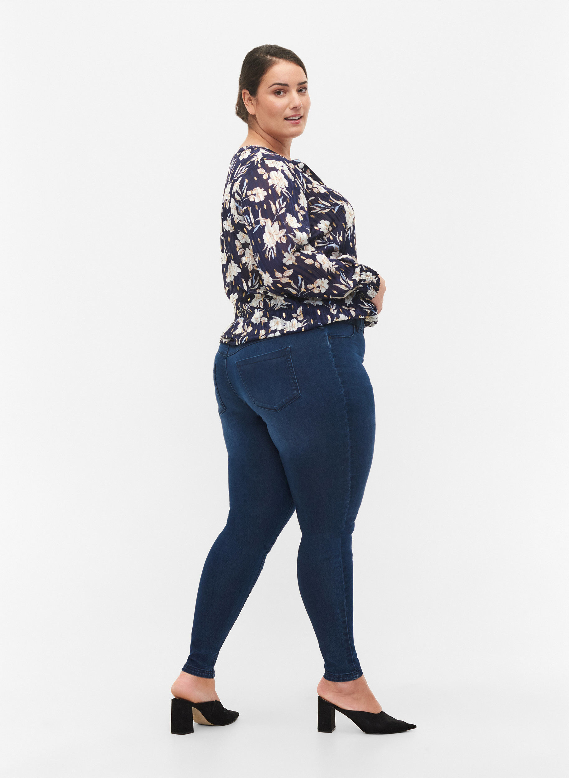 Zizzi Jeggings aus Baumwollmischung, Dark blue denim, Model image number 1