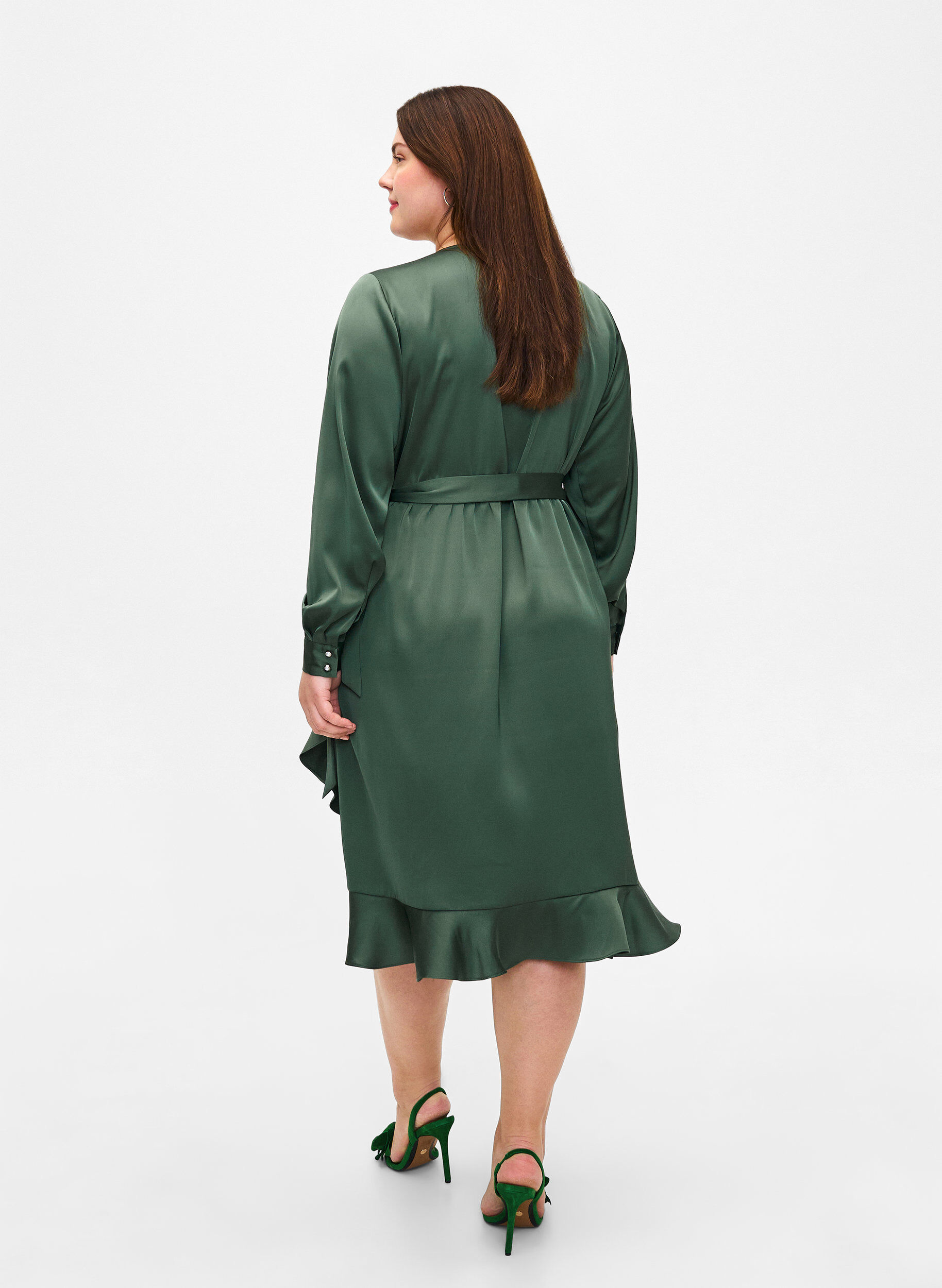 Zizzi Lang&auml;rmliges Wickelkleid aus Satin, Duck Green, Model image number 1
